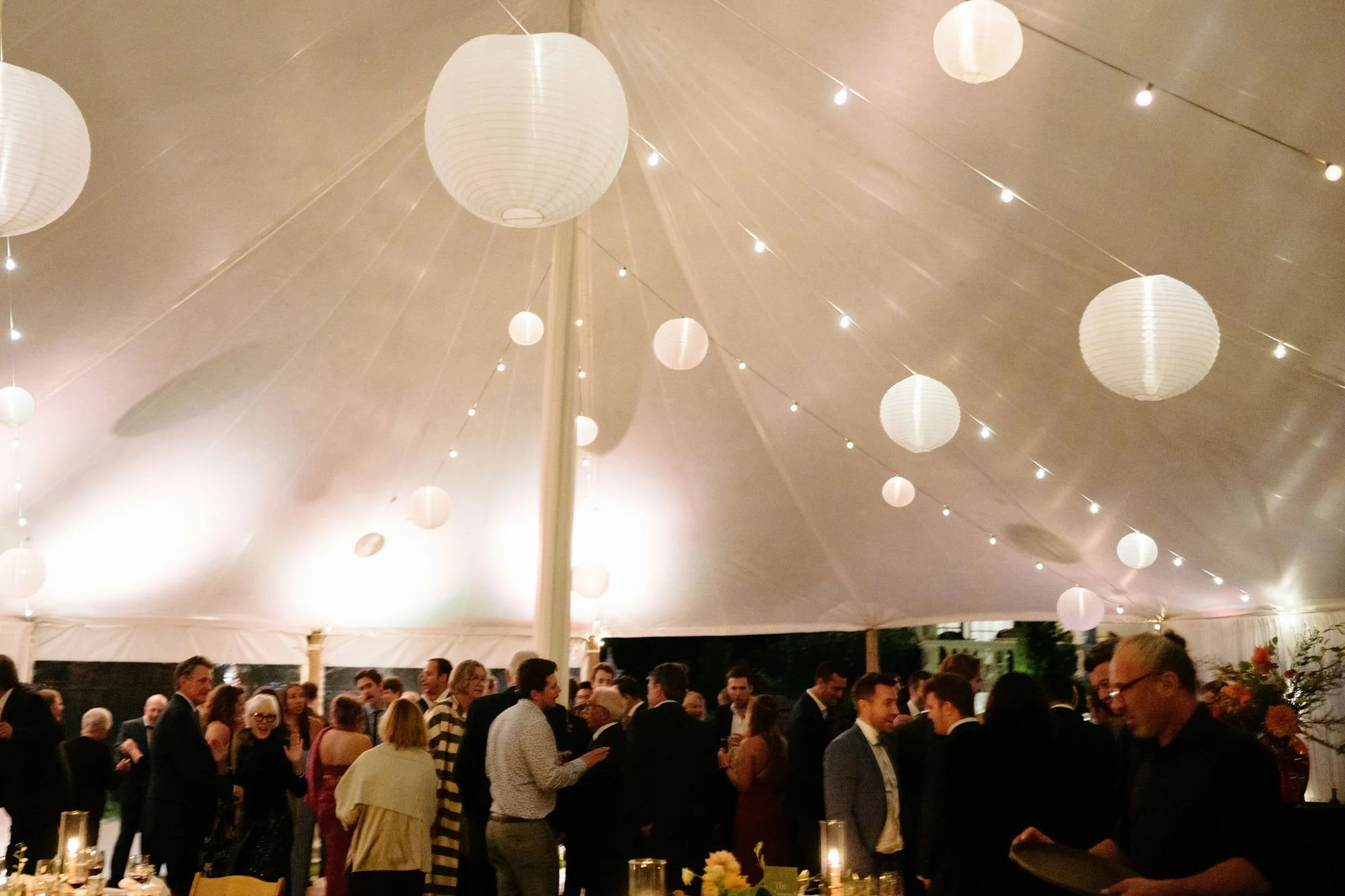 maccallum-house-wedding-mendocino-dancing-048.jpg