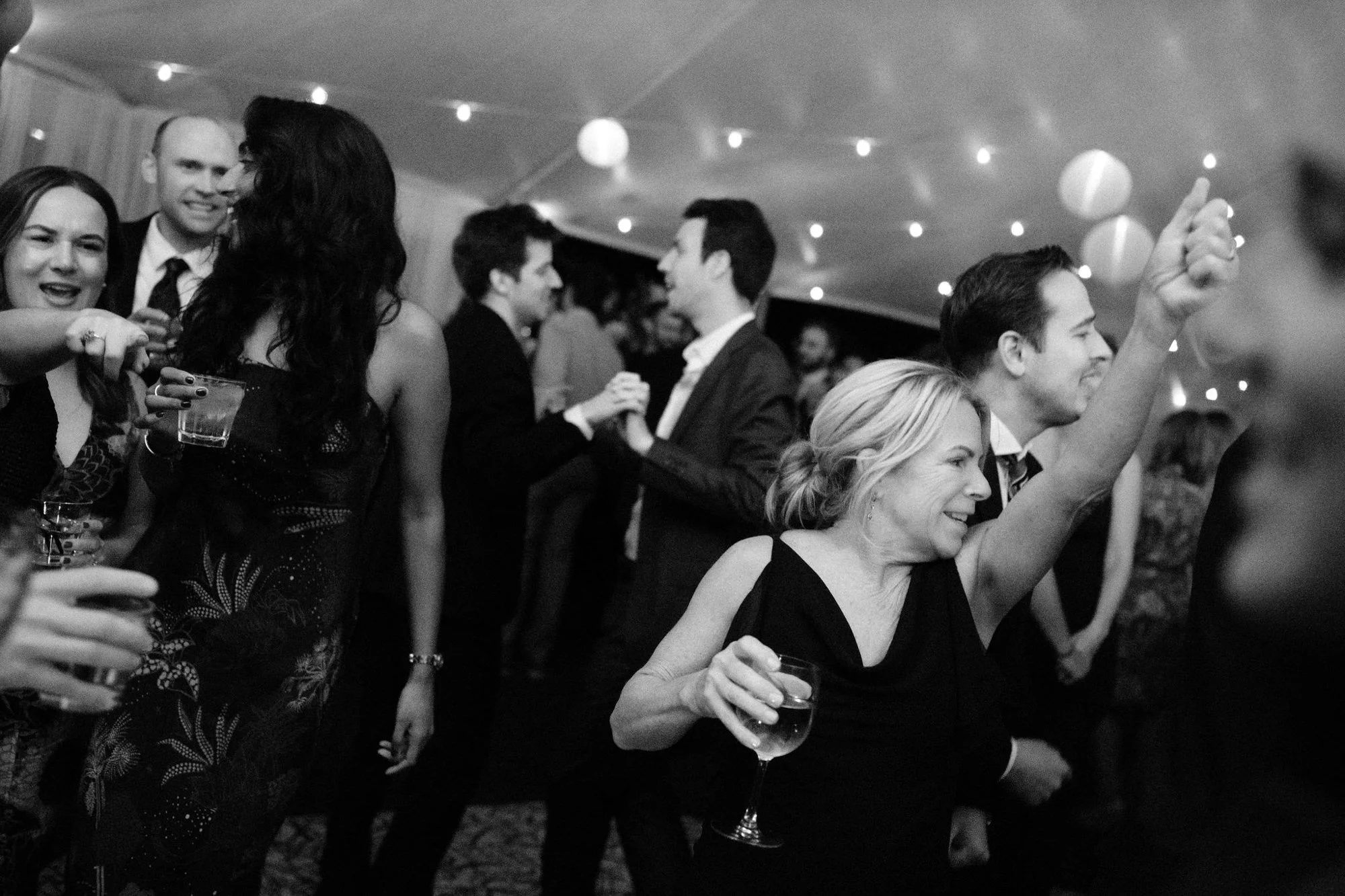 maccallum-house-wedding-mendocino-dancing-054.jpg