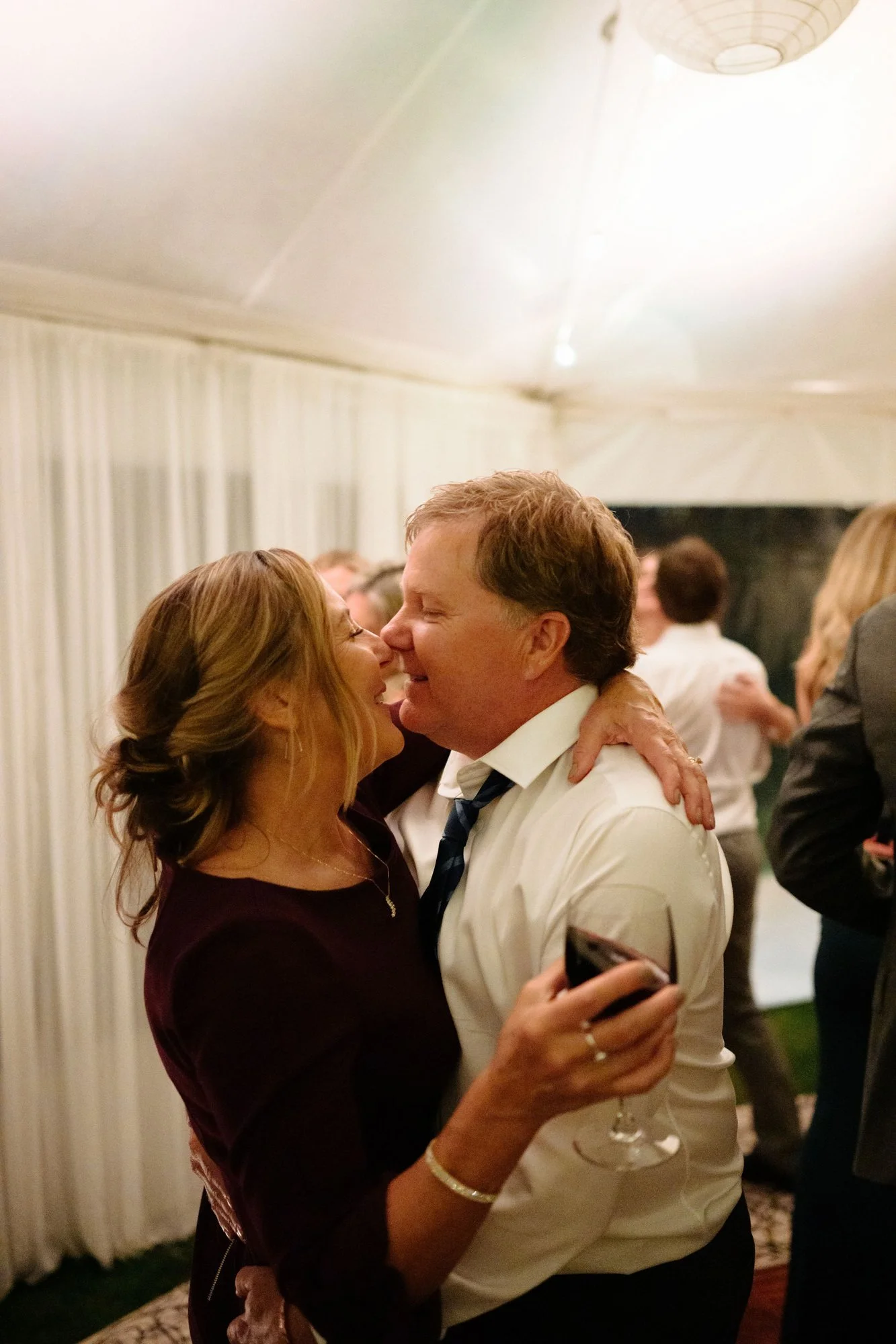 maccallum-house-wedding-mendocino-dancing-061.jpg