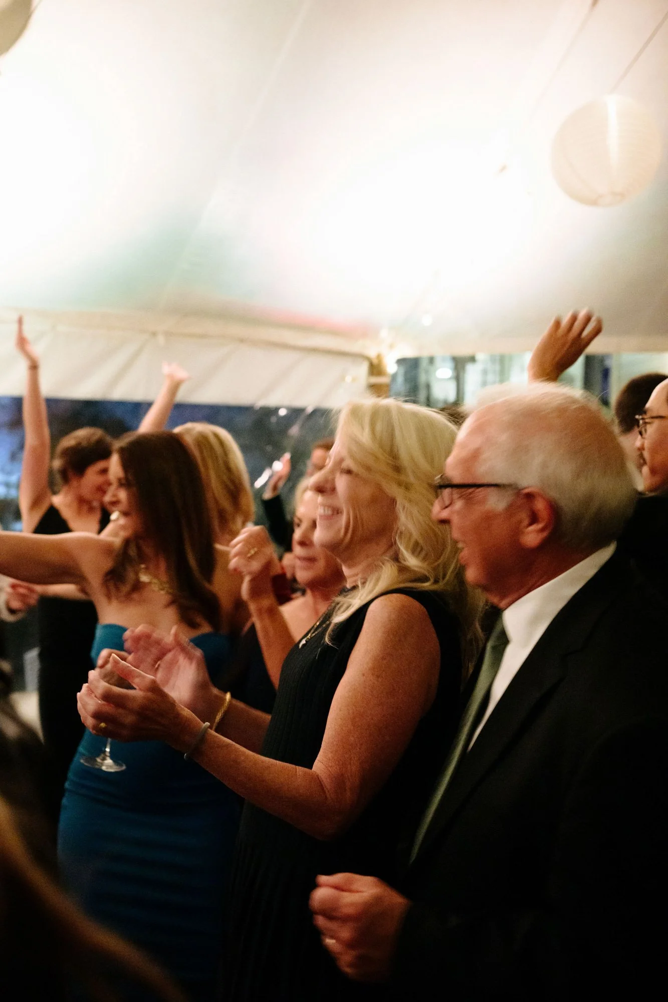 maccallum-house-wedding-mendocino-dancing-069.jpg