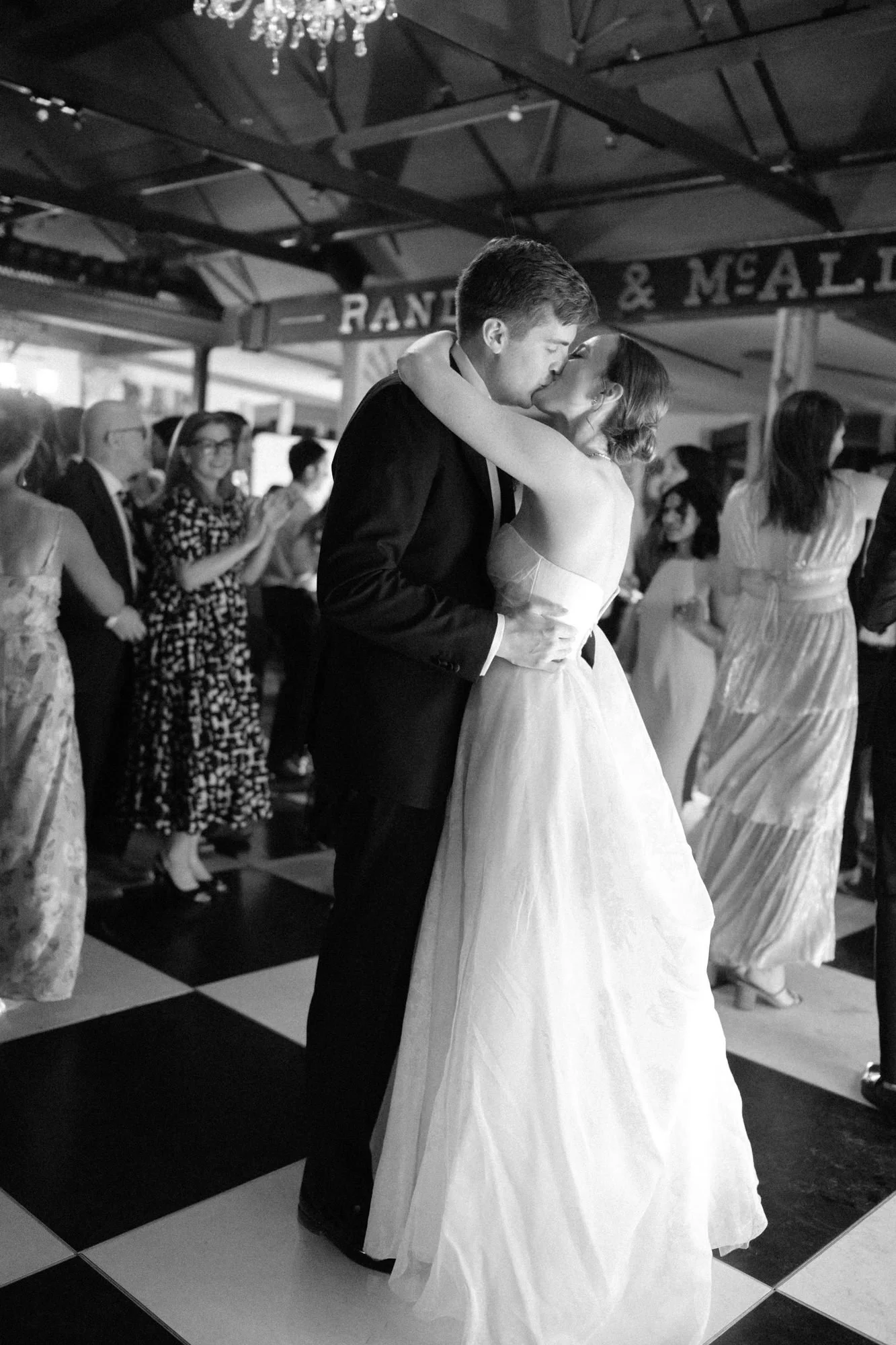 triple-s-ranch-calistoga-wedding-dancing-057.jpg