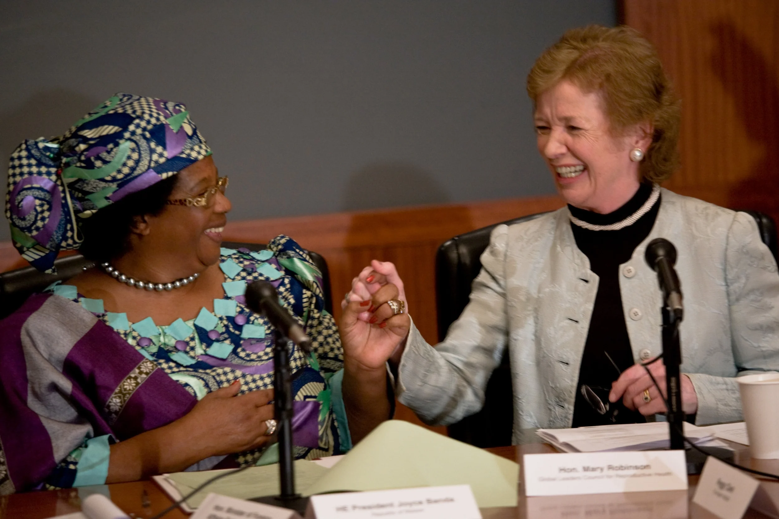 Mary Robinson and Joyce Banda 2.jpg