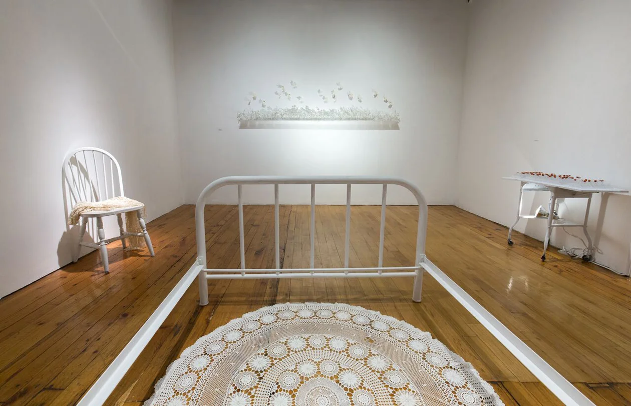 Contained (installation 2).jpg