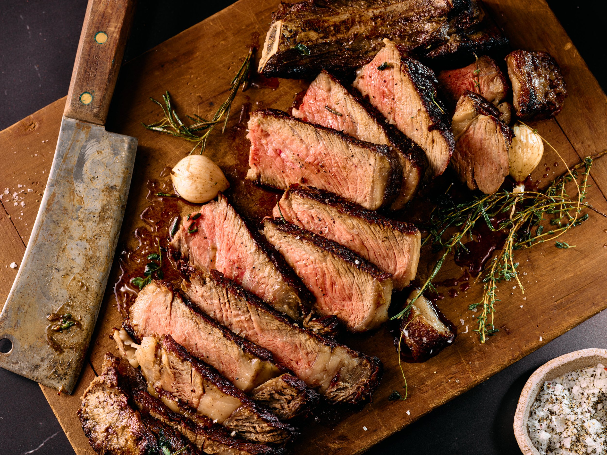 Steakhouse_BoneInRibeye_Board_Hero.jpg