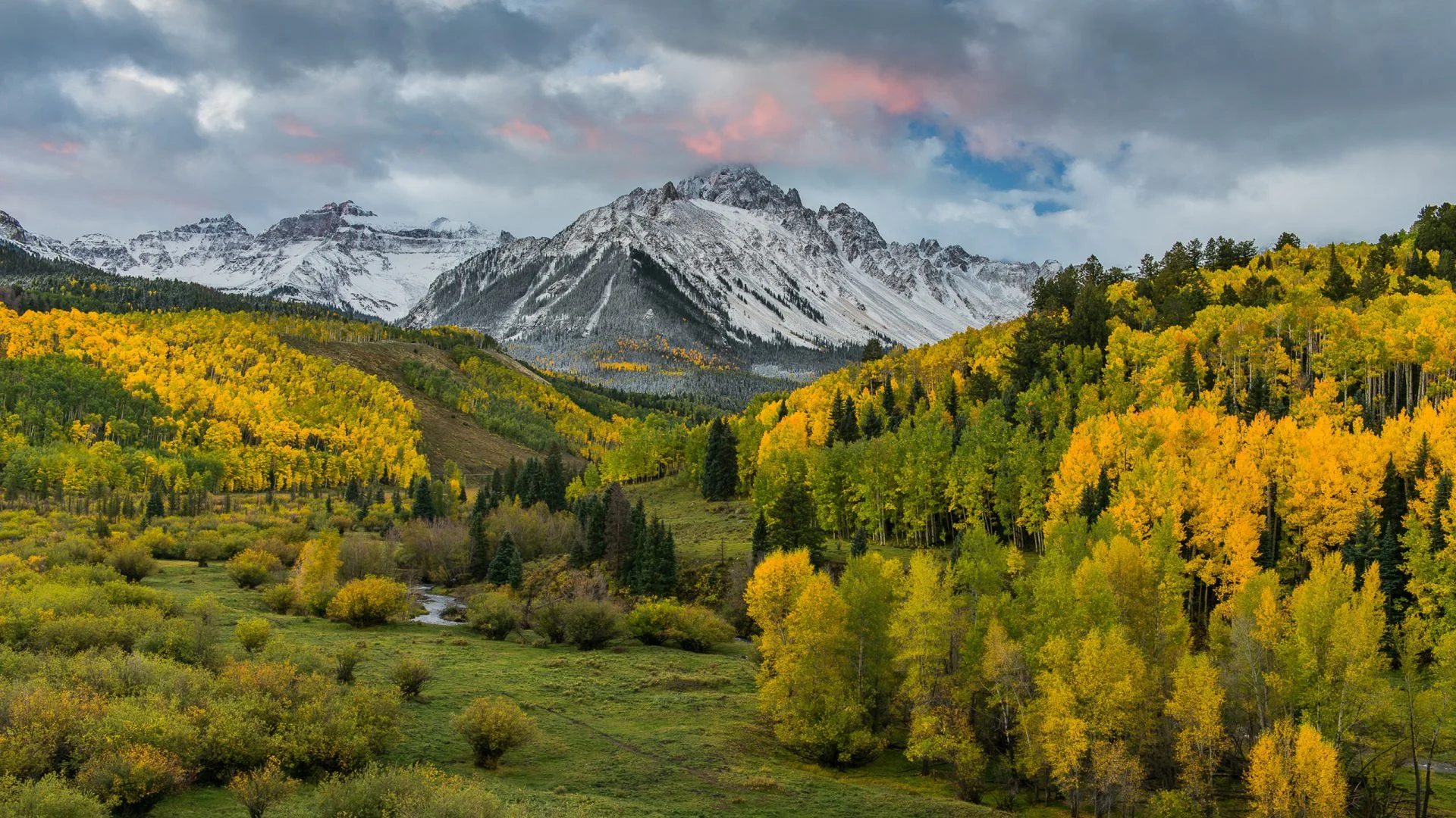 Autumn-landscape-Colorado-USA-forest-pine-trees-birch-leaves-with-golden-yellow-rocky-mountains-snow-sky-clouds-Desktop-Wallpaper-HD-2560x1600-1920x1080.jpg