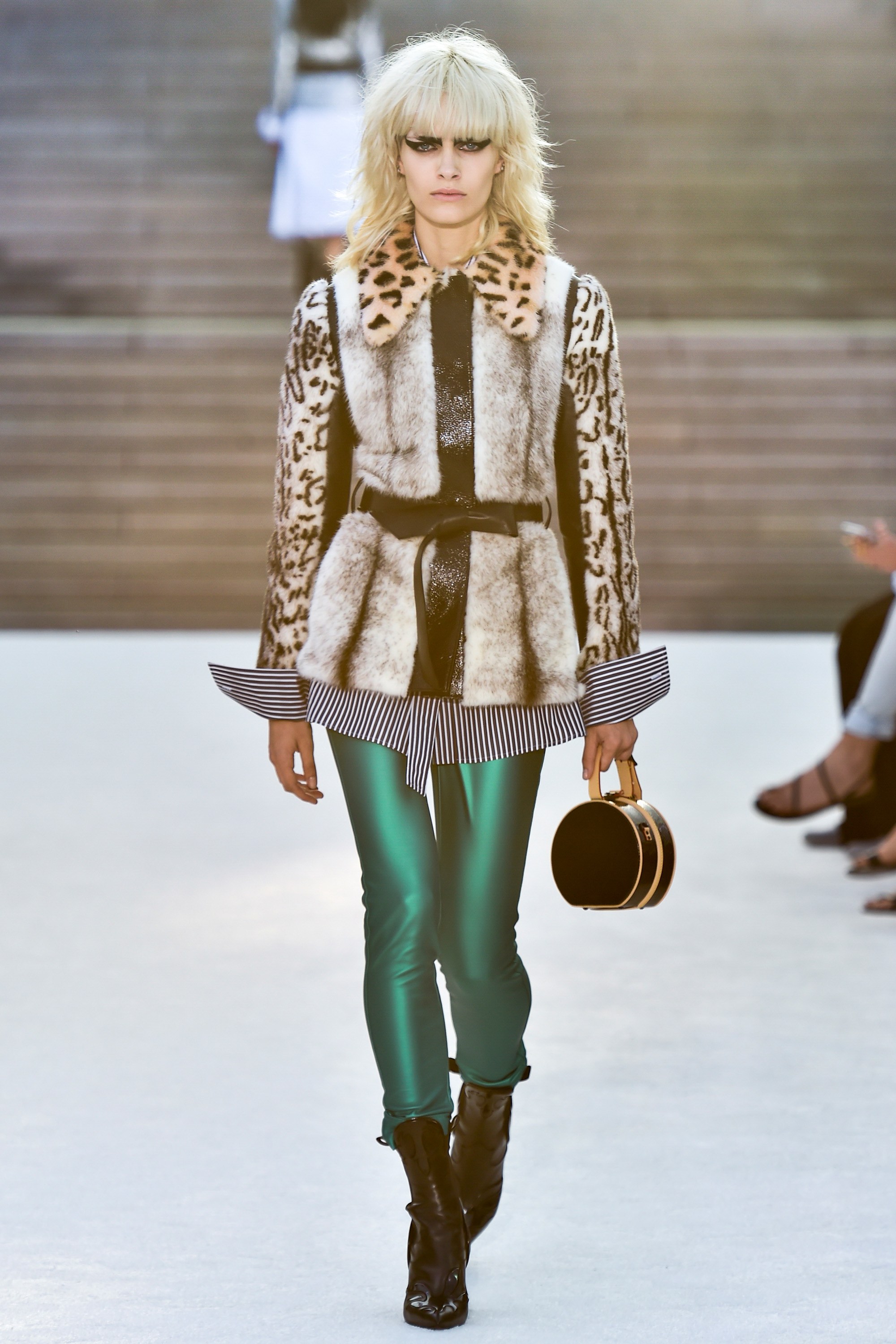 Louis_vuitton_cruise_ss18_0273.jpg