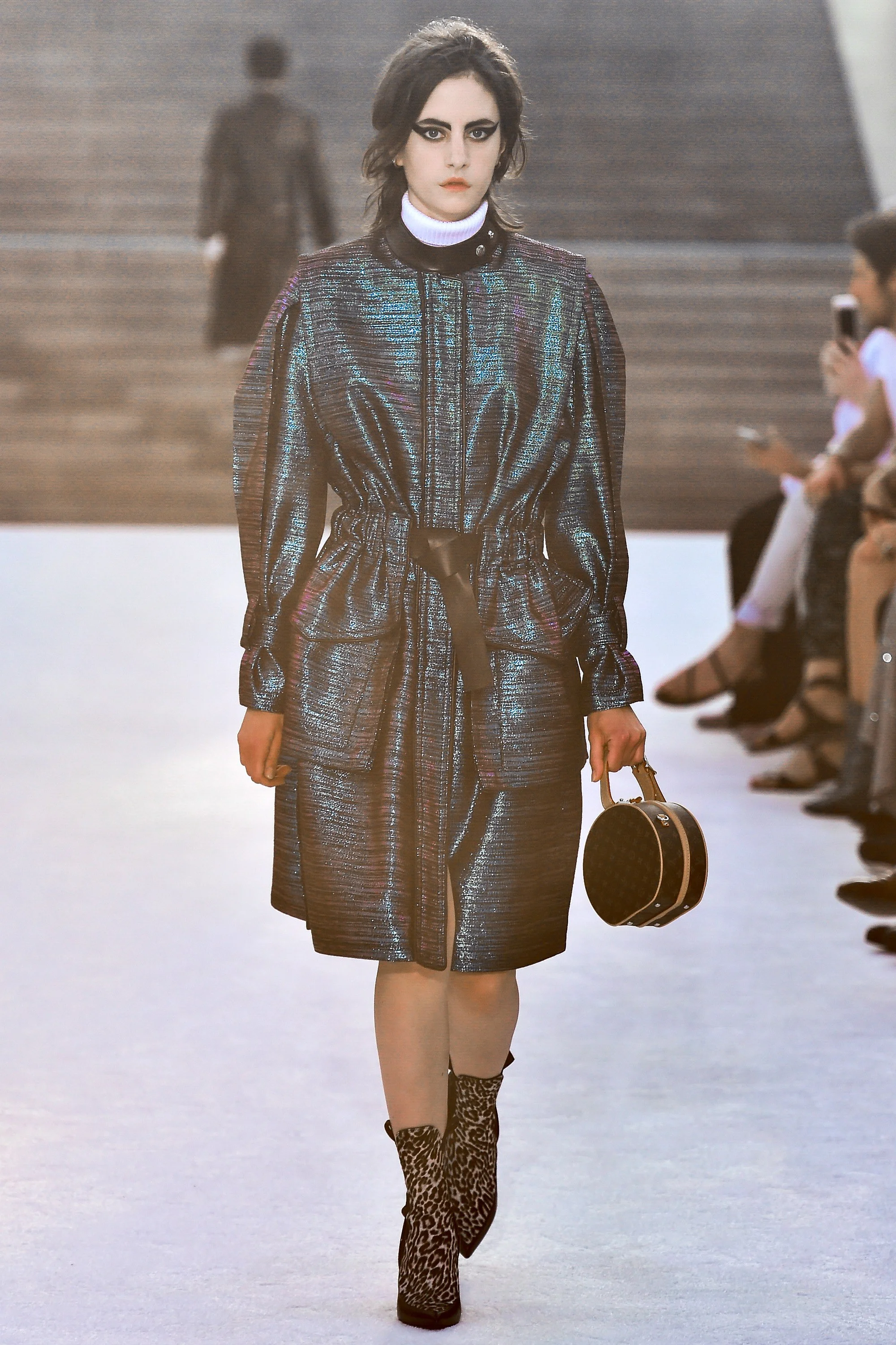 Louis_vuitton_cruise_ss18_0293.jpg