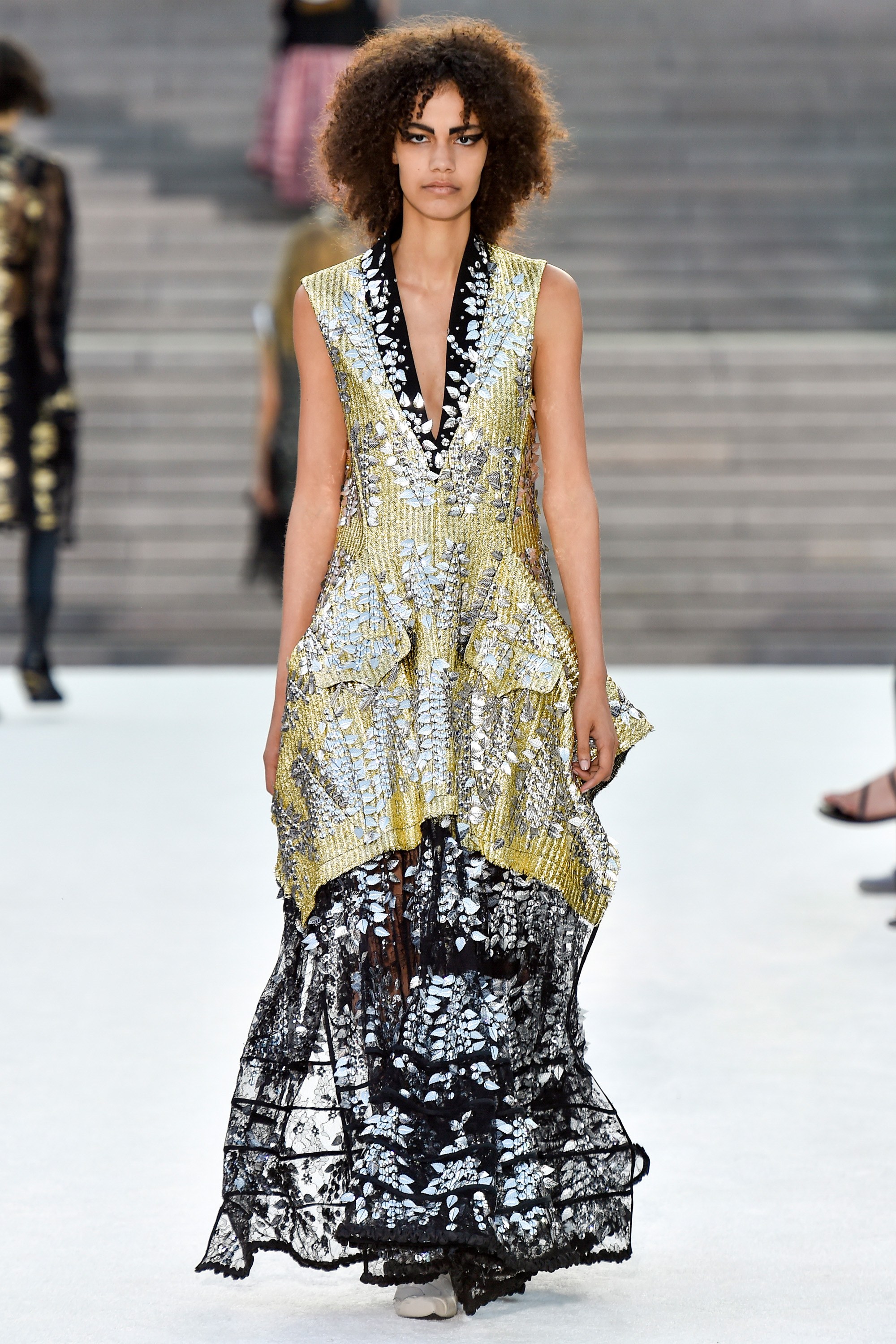 Louis_vuitton_cruise_ss18_0888.jpg