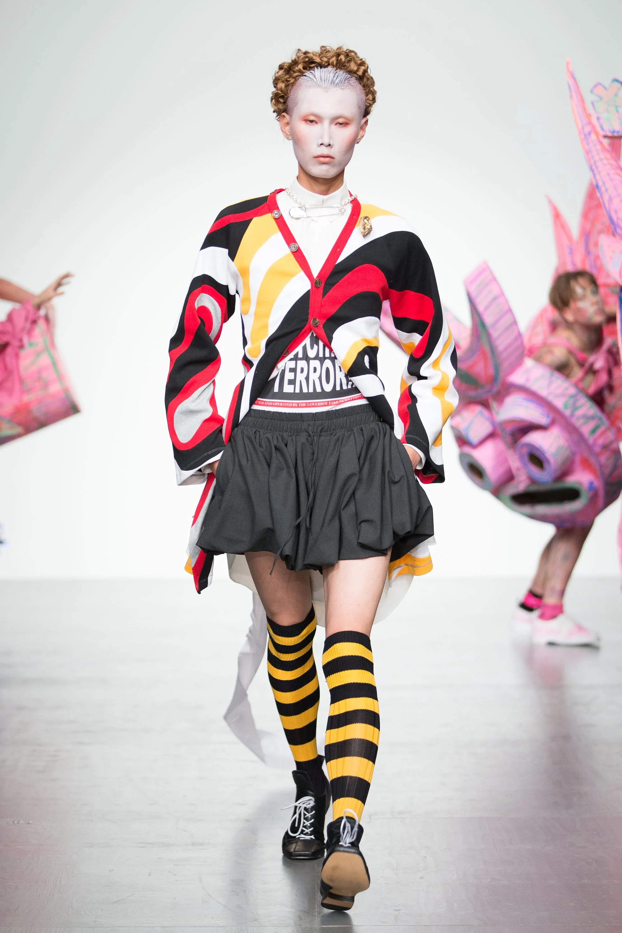 16-charles-jeffrey-loverboy-spring-summer-2018.jpg
