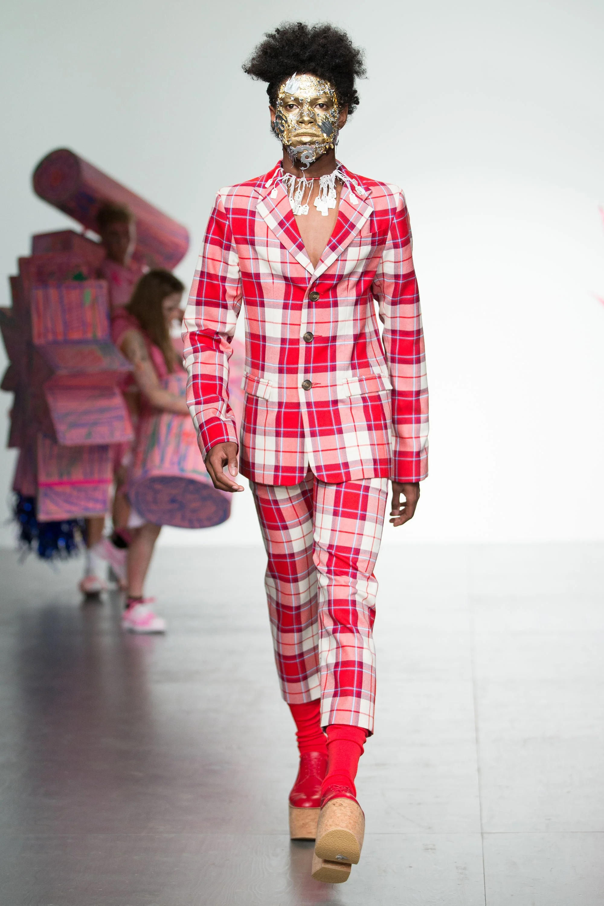 21-charles-jeffrey-loverboy-spring-summer-2018.jpg