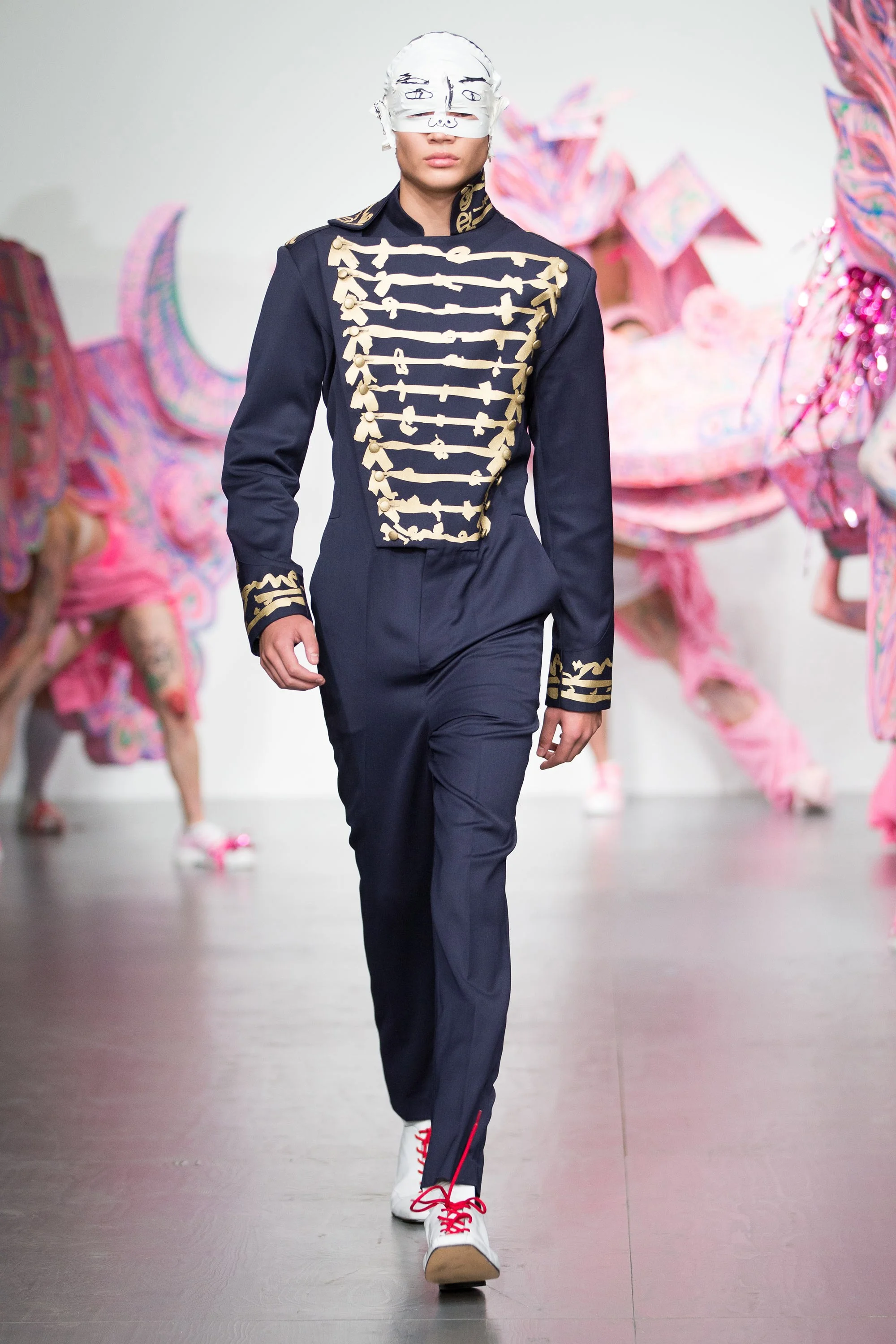 27-charles-jeffrey-loverboy-spring-summer-2018.jpg