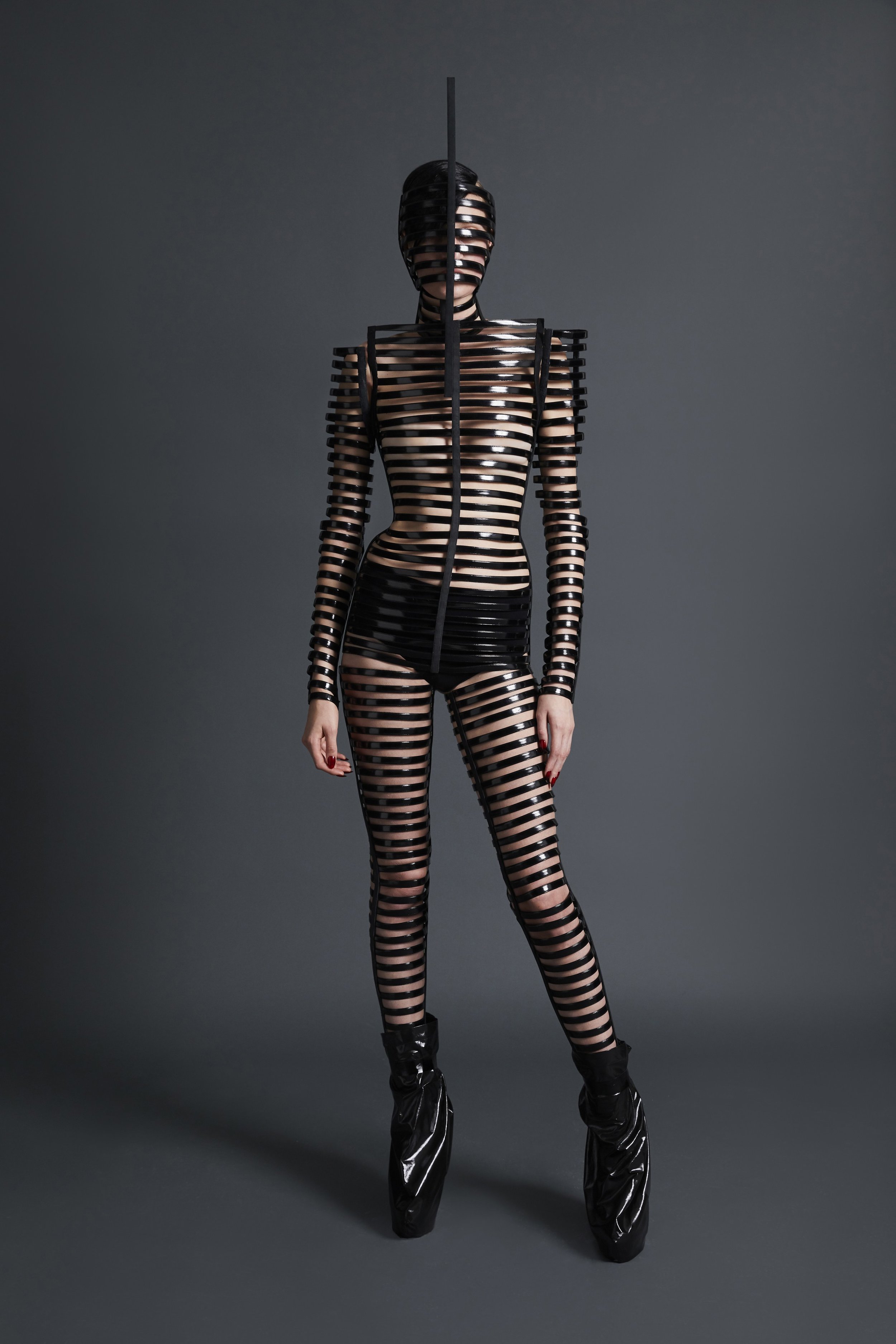 24-gareth-pugh-spring-2018-lookbook.jpg