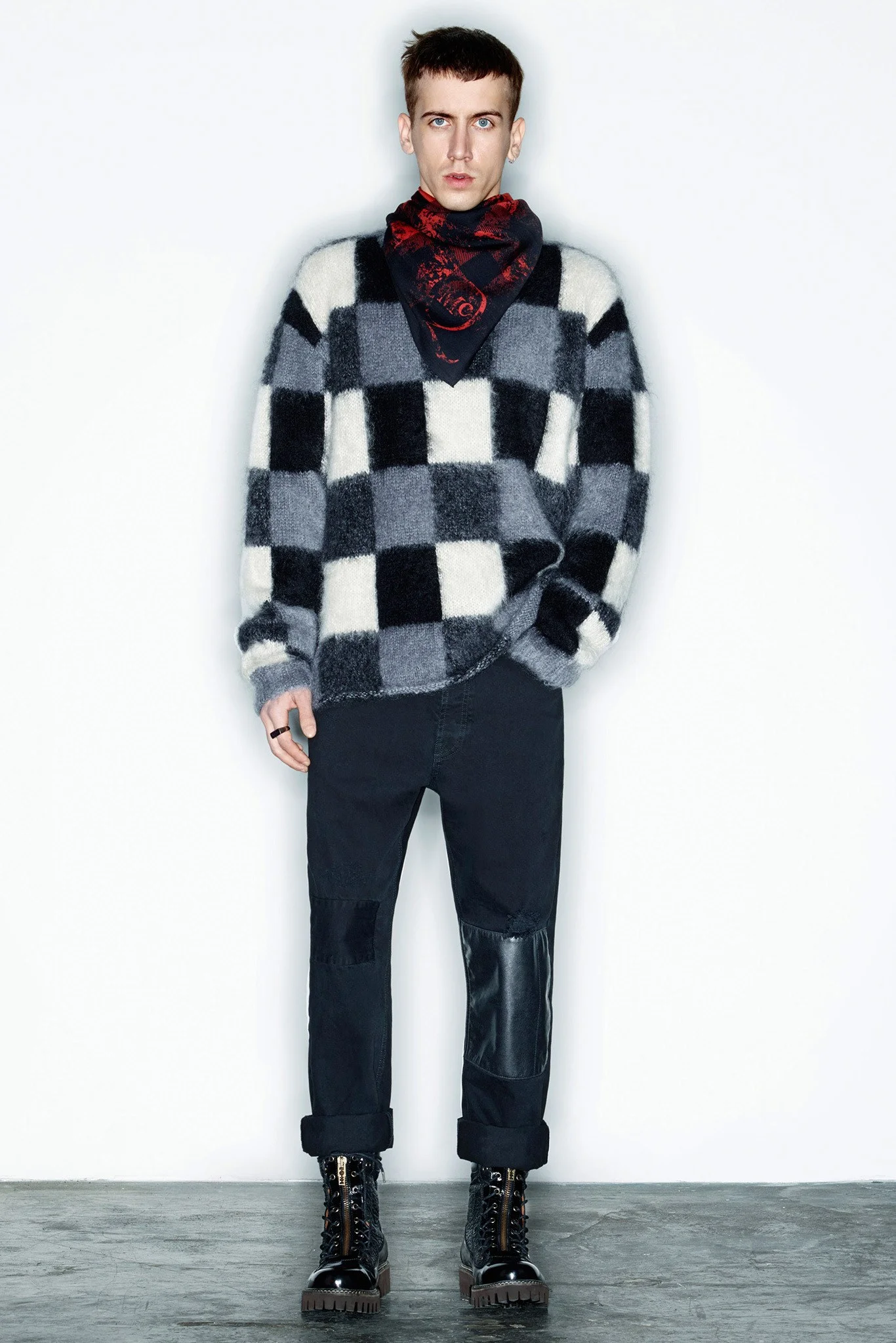 McQueen_012_1366.1366x2048.JPG