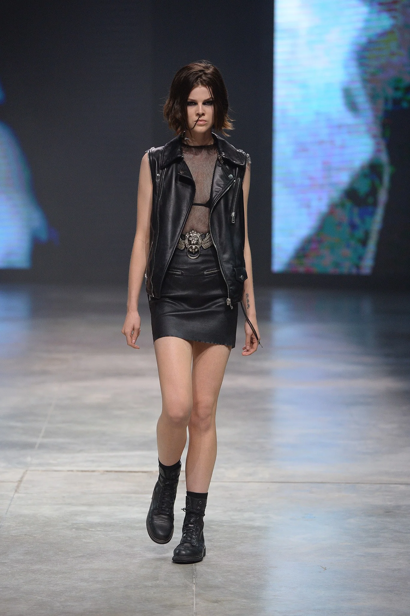 Diesel_004_1366.1366x2048.JPG