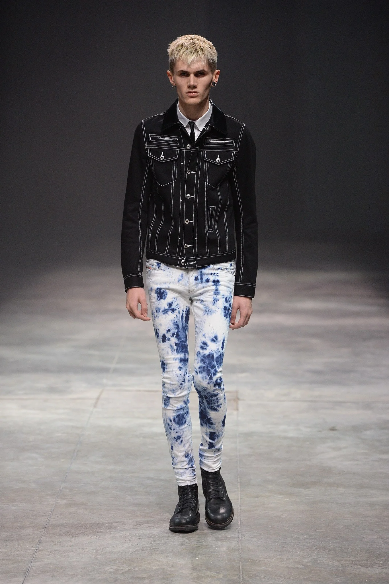 Diesel_007_1366.1366x2048.JPG