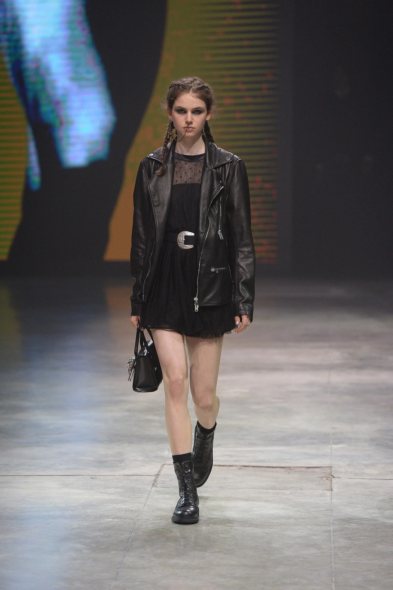Diesel_024_1366.1366x2048.JPG