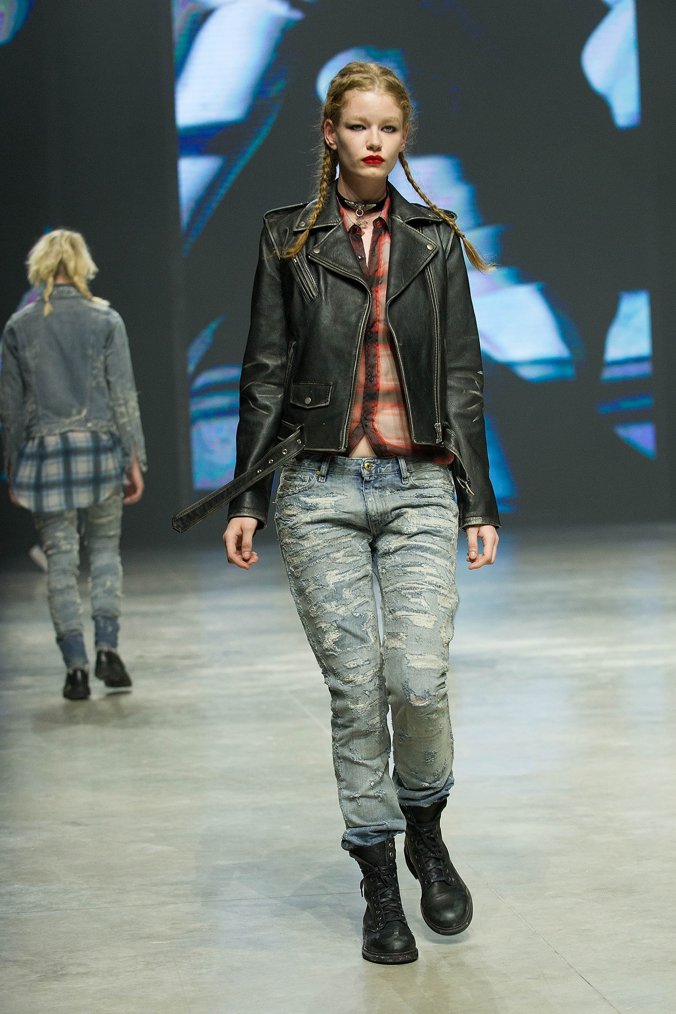 Diesel_042_1366.1366x2048.JPG