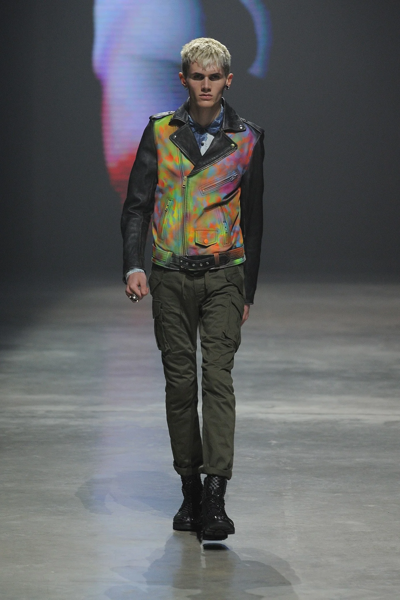 Diesel_077_1366.1366x2048.JPG