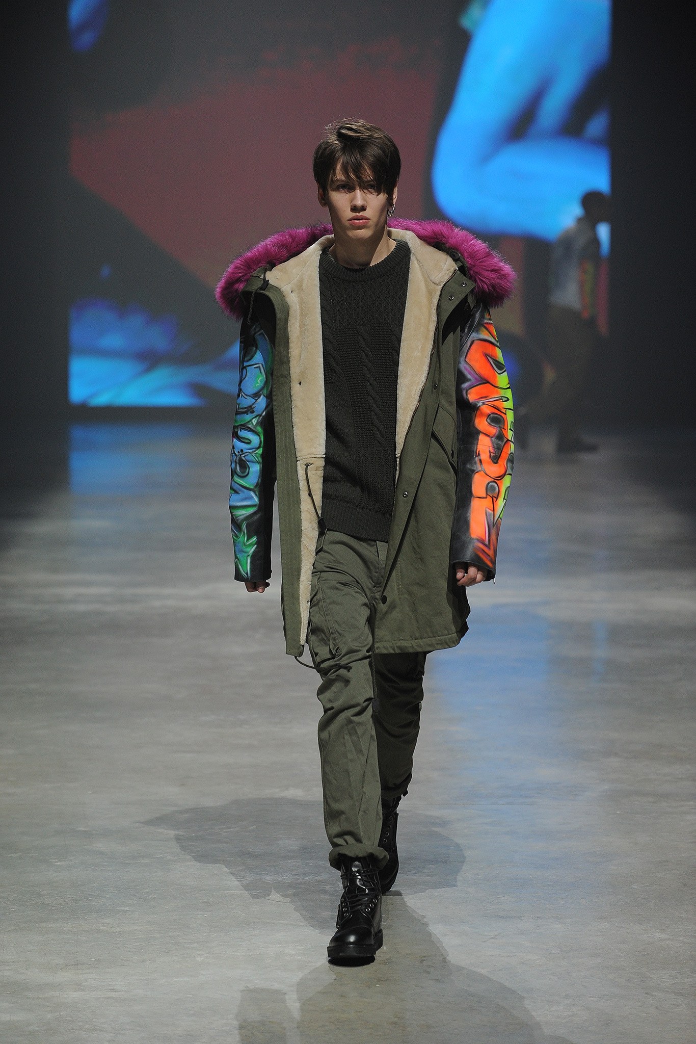 Diesel_080_1366.1366x2048.JPG