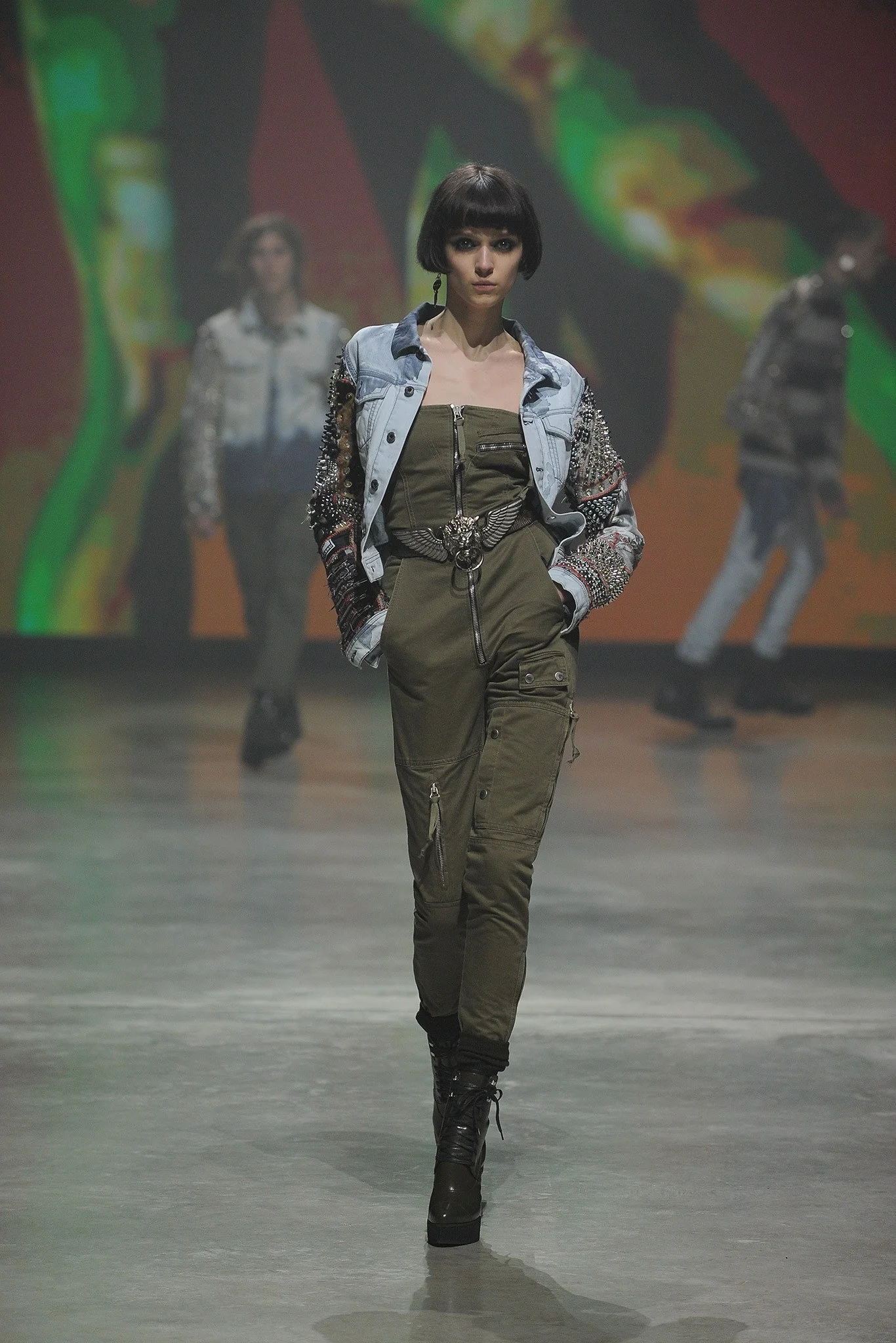 Diesel_083_1366.1366x2048.JPG