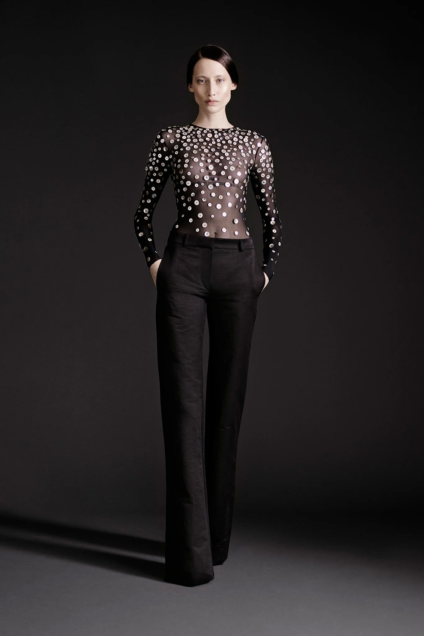 Gareth_Pugh_016_1366.jpg