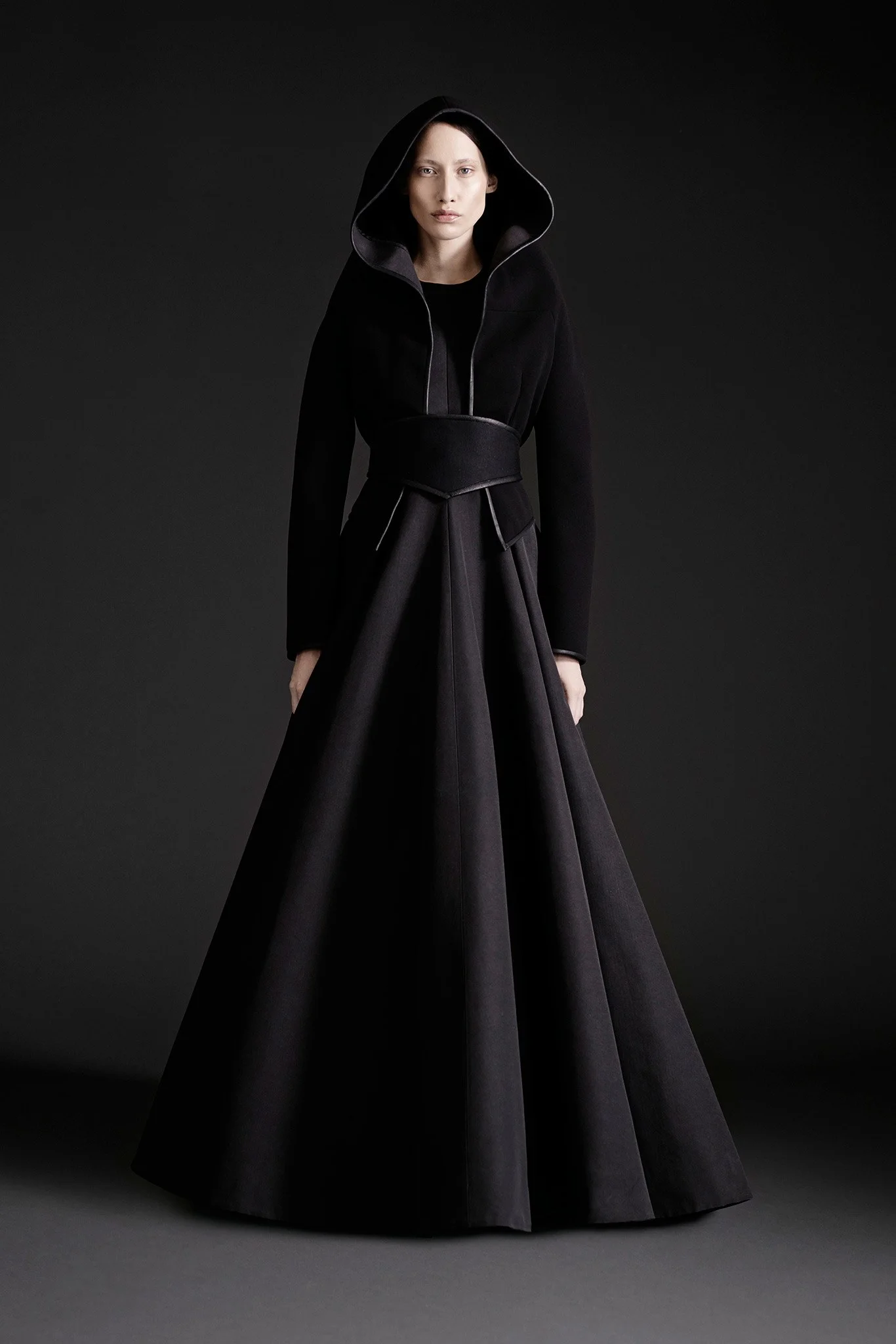 Gareth_Pugh_022_1366.jpg