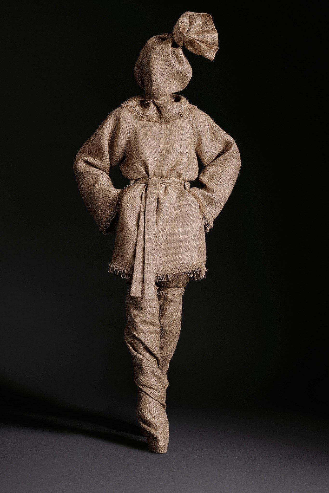 Gareth_Pugh_025_1366.jpg