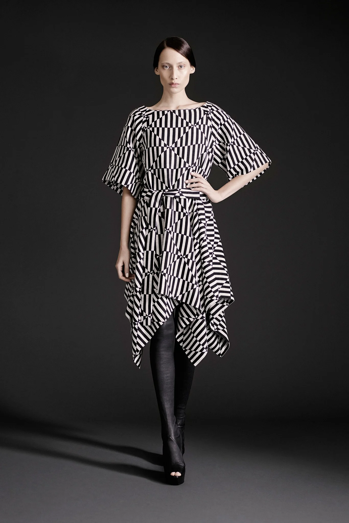 Gareth_Pugh_030_1366.jpg