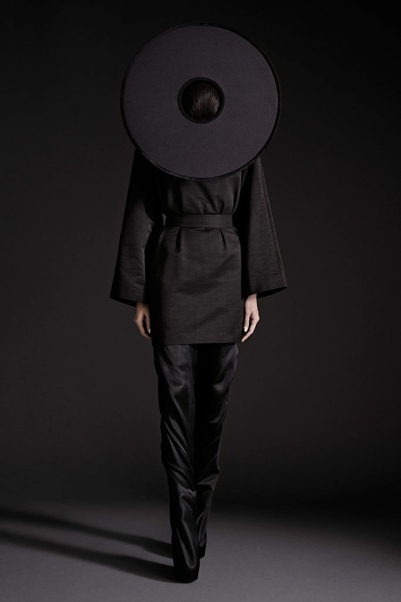 Gareth_Pugh_036_1366.jpg