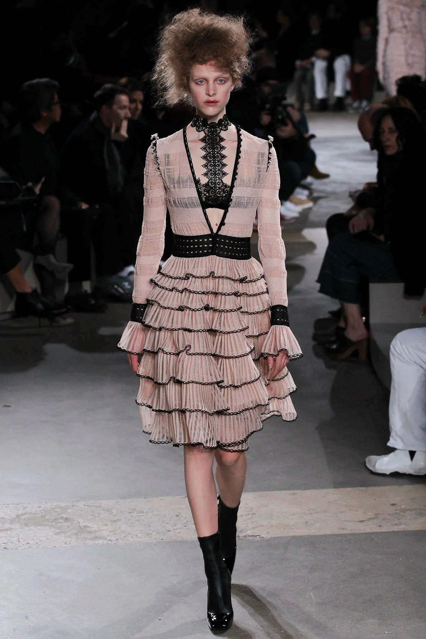 013-alexander-mcqueen.jpg