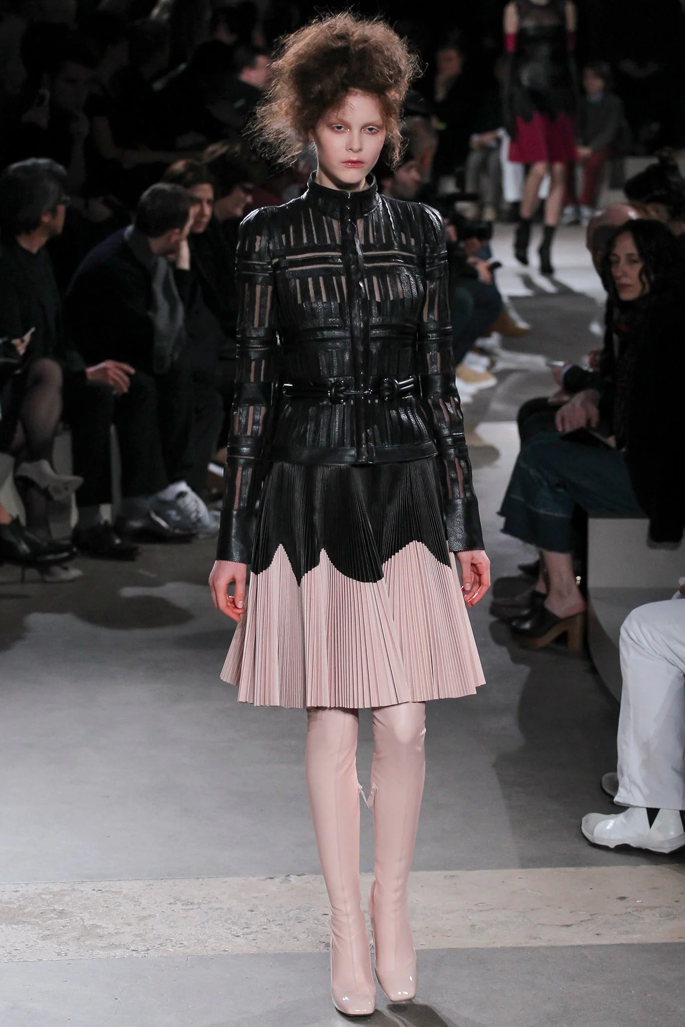 016-alexander-mcqueen.jpg