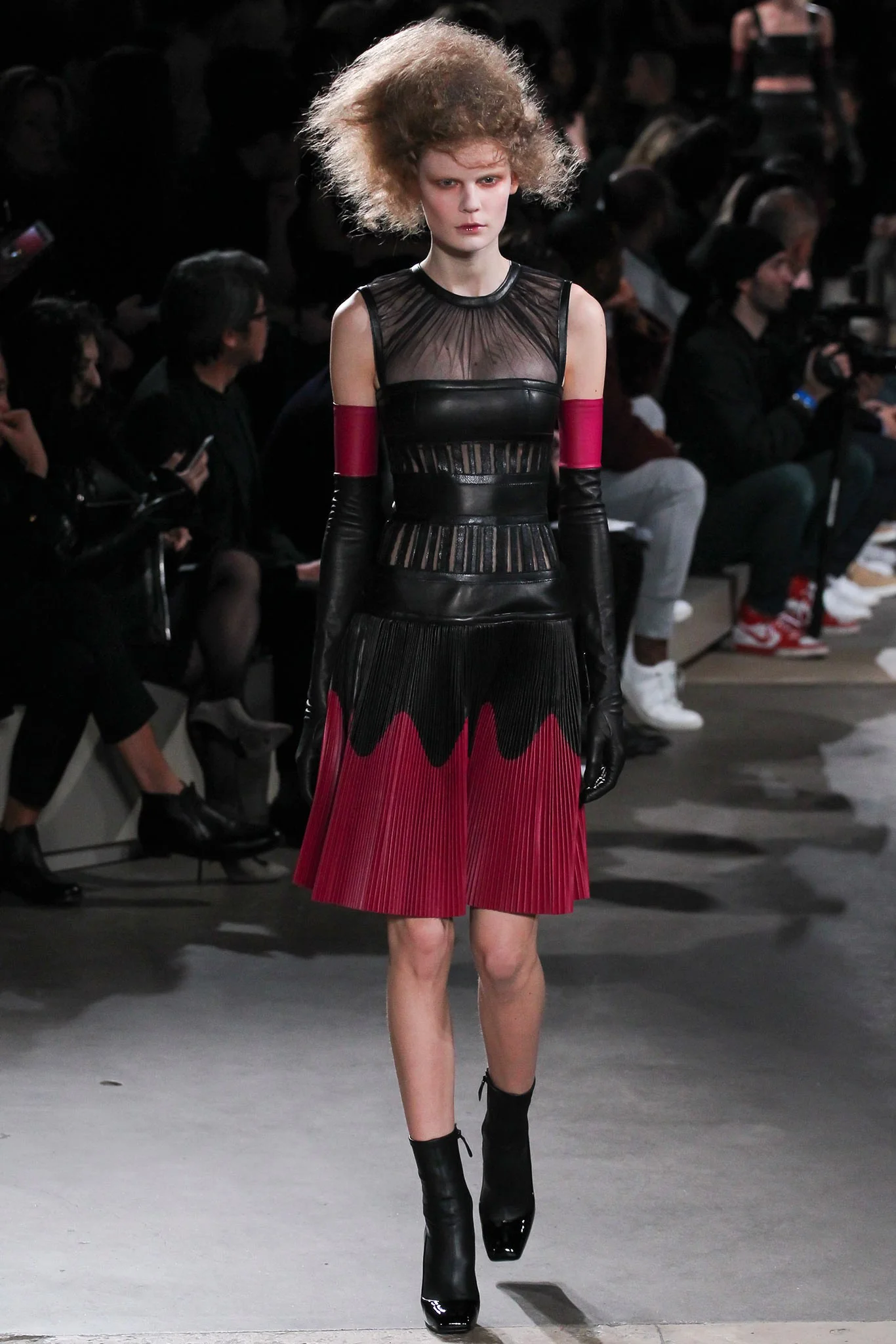 017-alexander-mcqueen.jpg