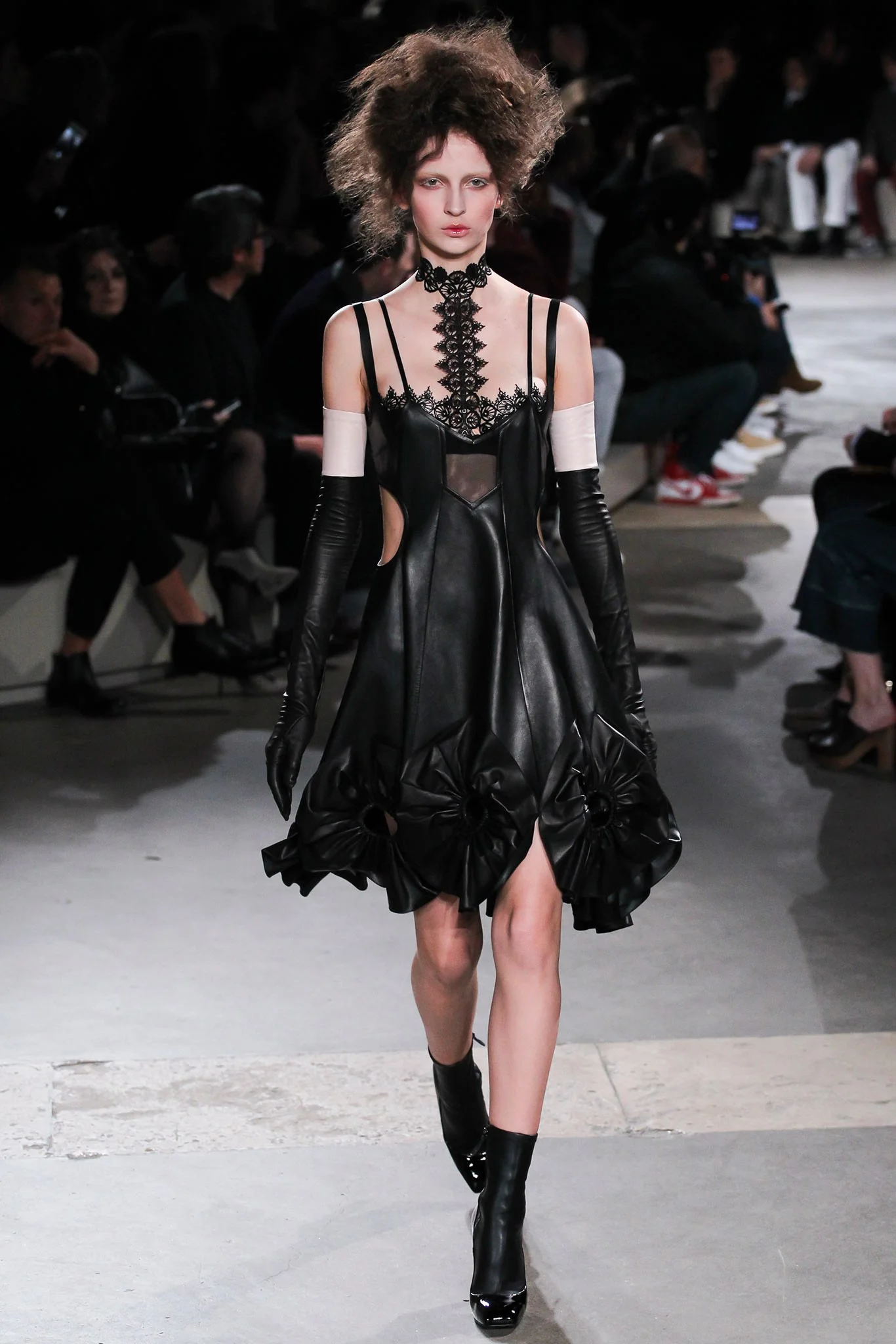 021-alexander-mcqueen.jpg