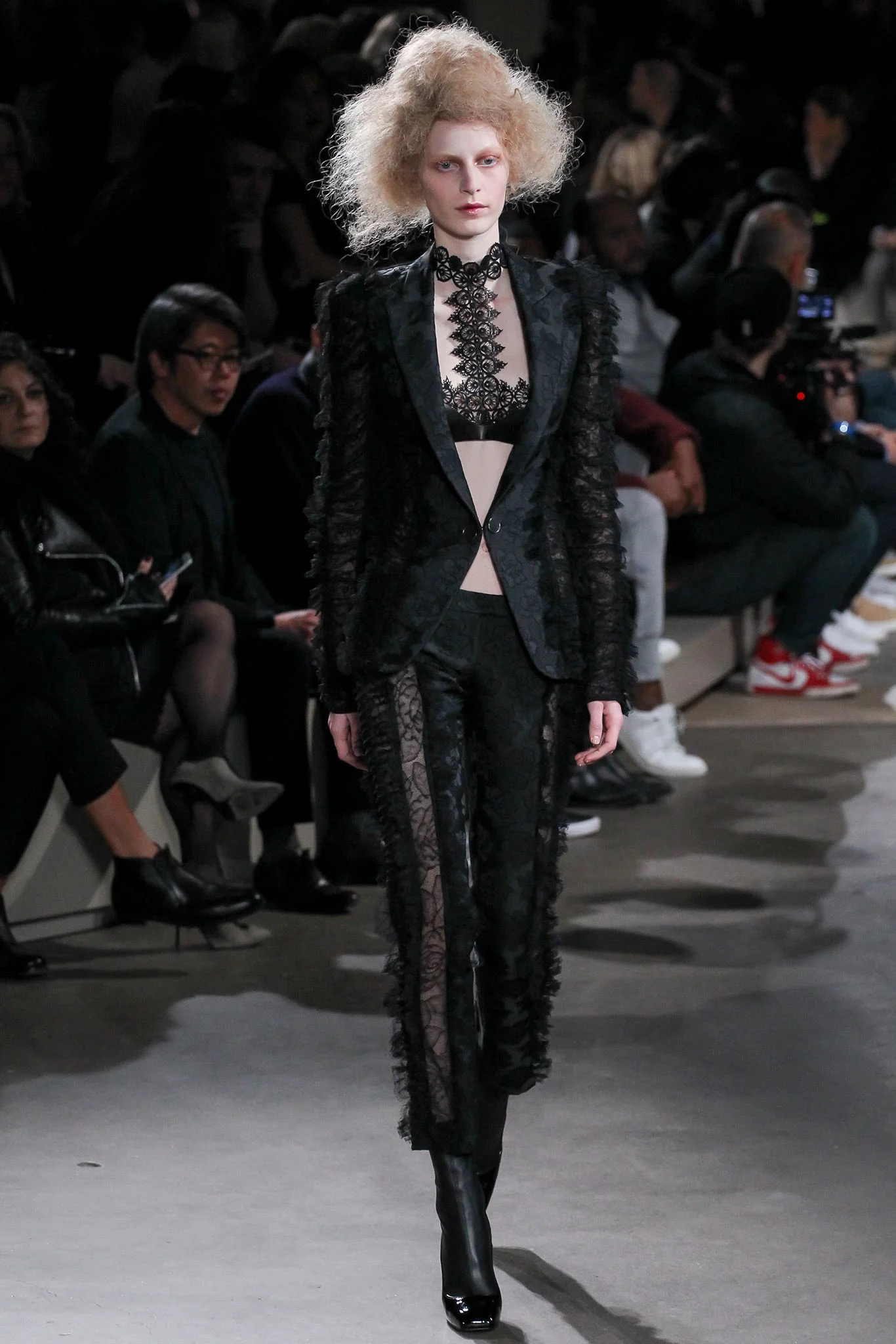 025-alexander-mcqueen.jpg