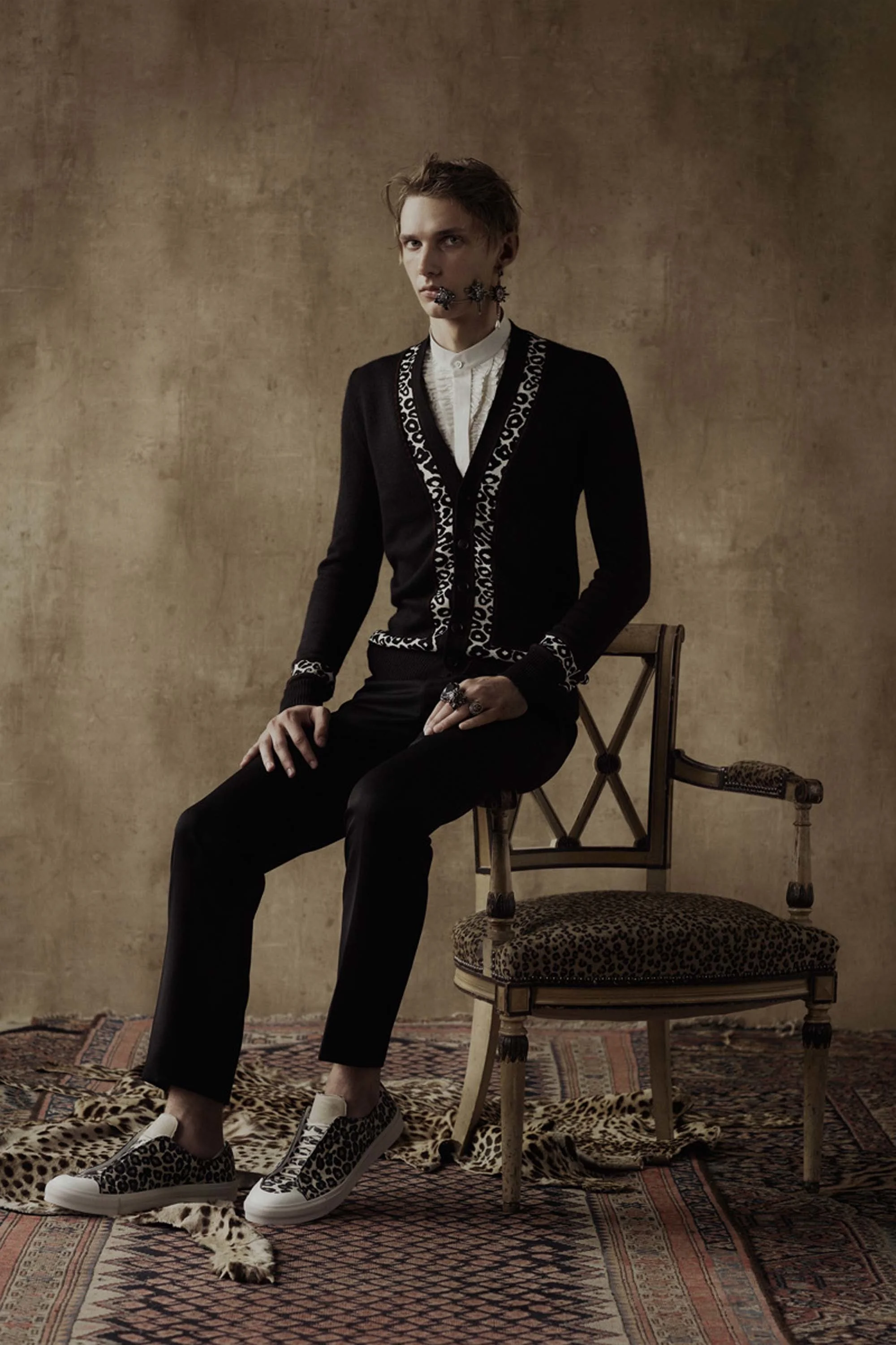 05-alexander-mcqueen-resort-17.jpg