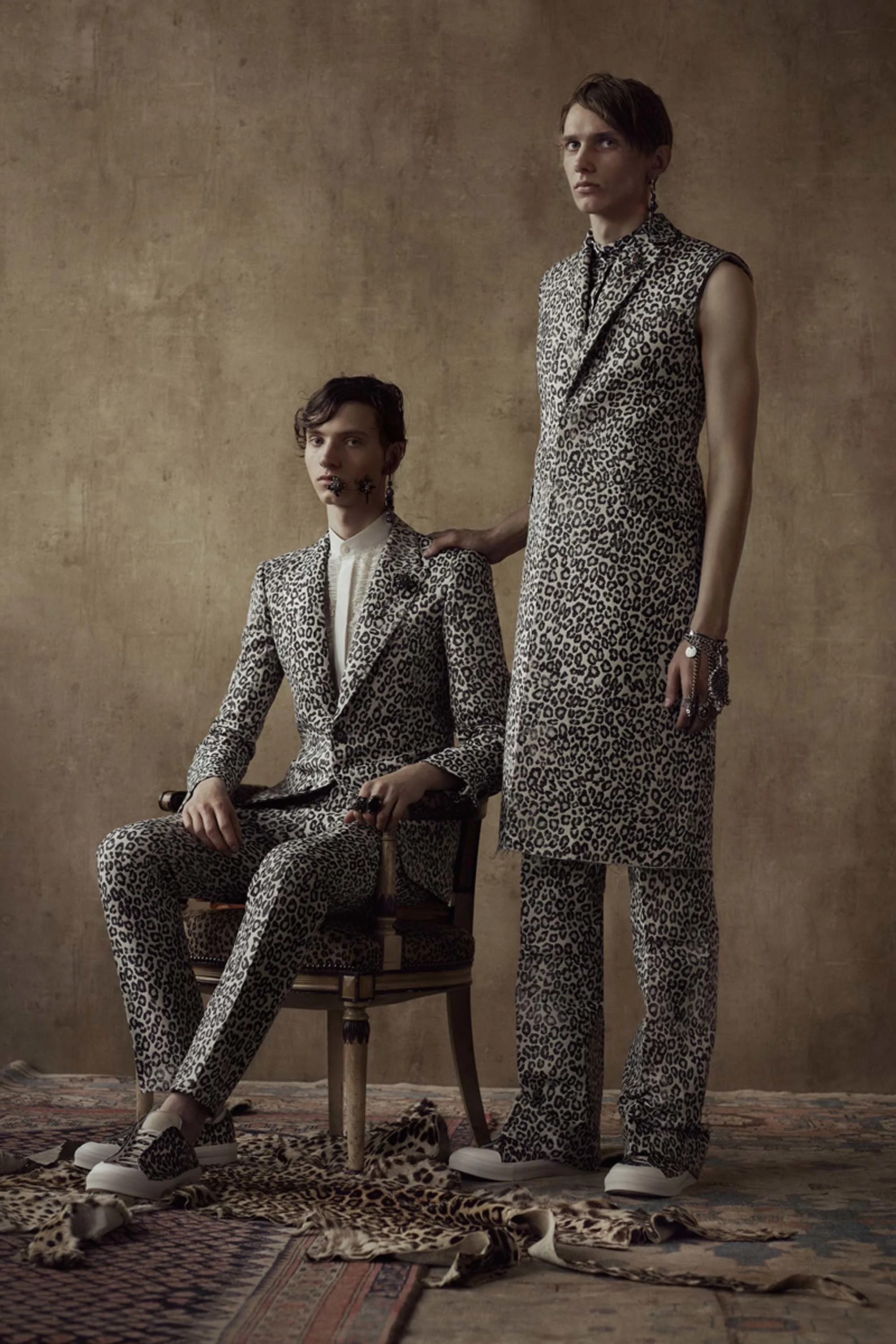 06-alexander-mcqueen-resort-17.jpg