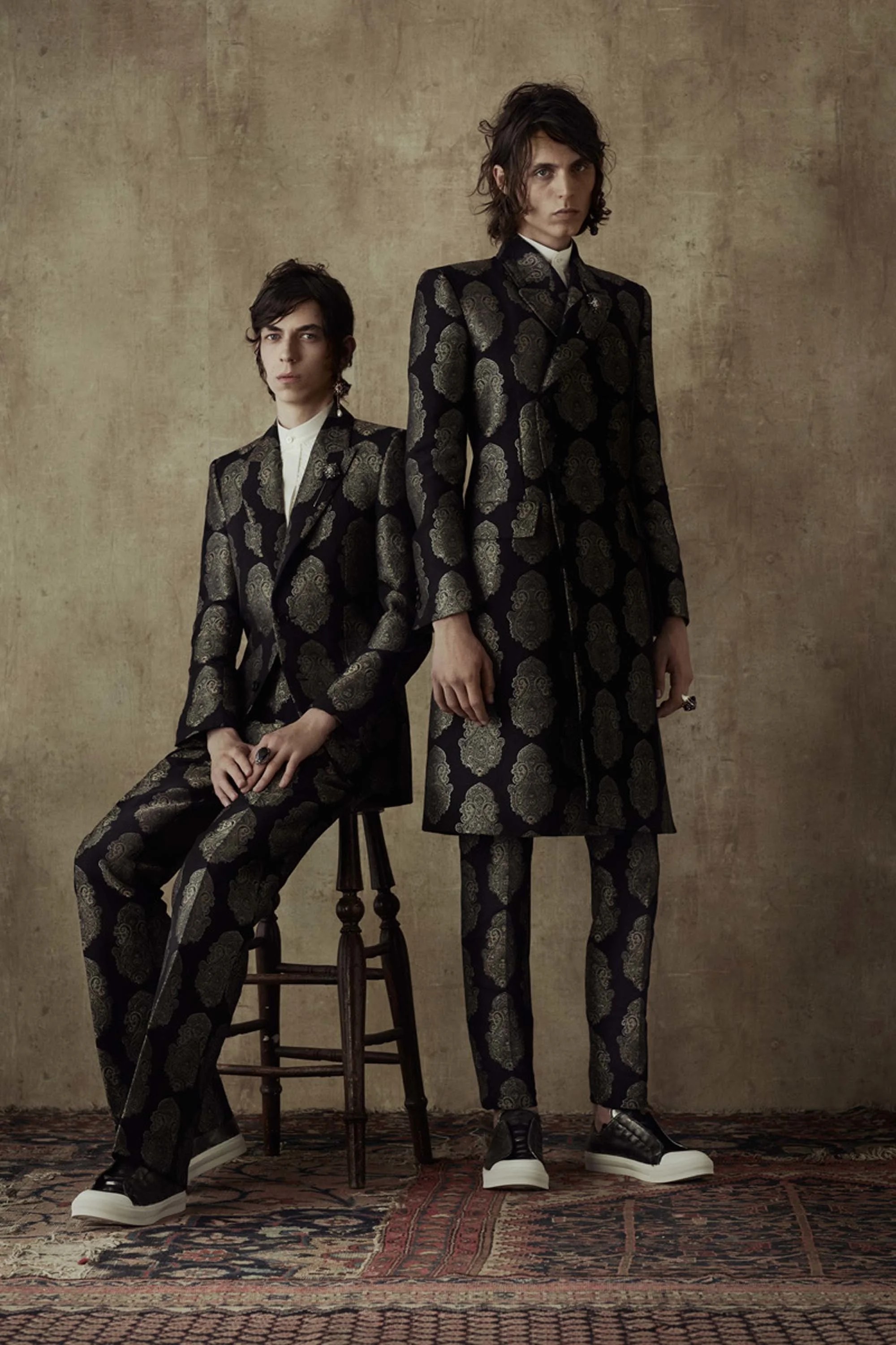 22-alexander-mcqueen-resort-17.jpg