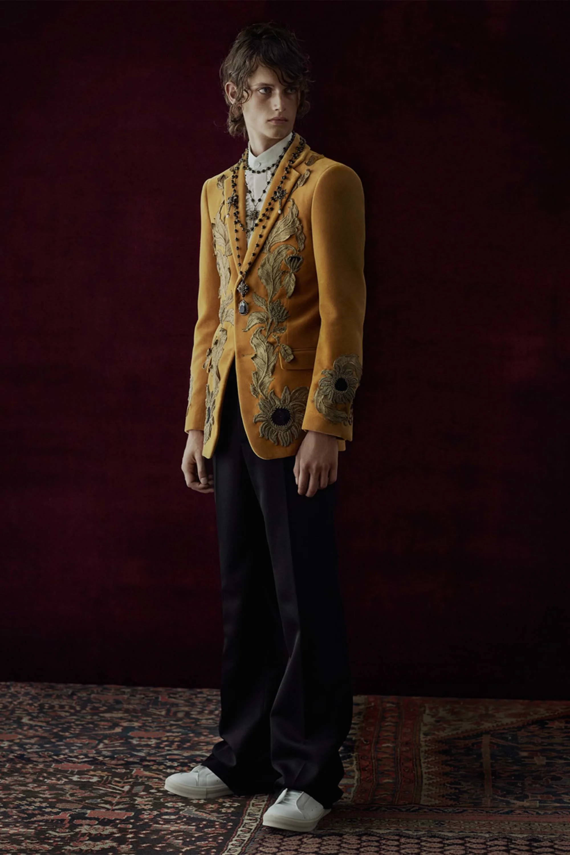 24-alexander-mcqueen-resort-17.jpg