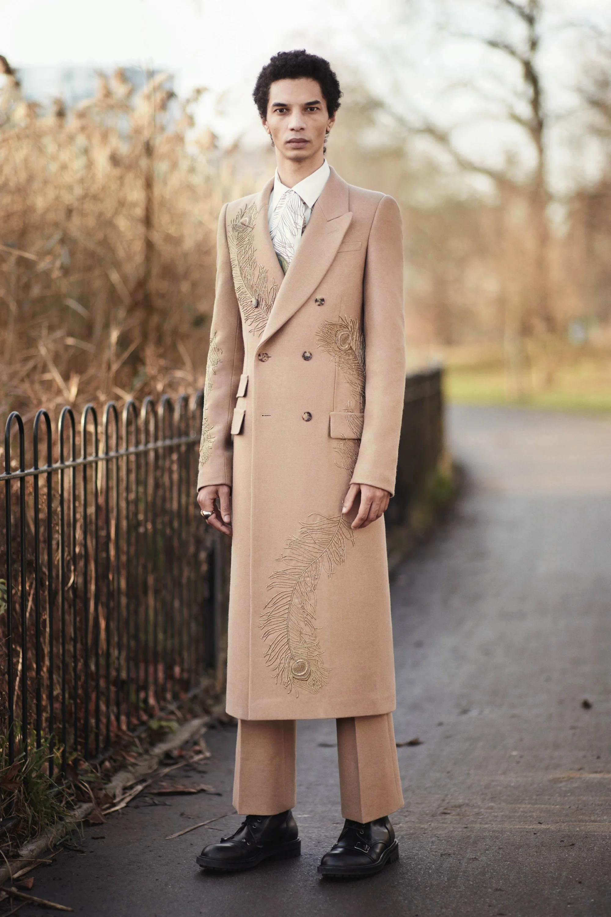 13-alexander-mcqueen-fall-2017.jpg