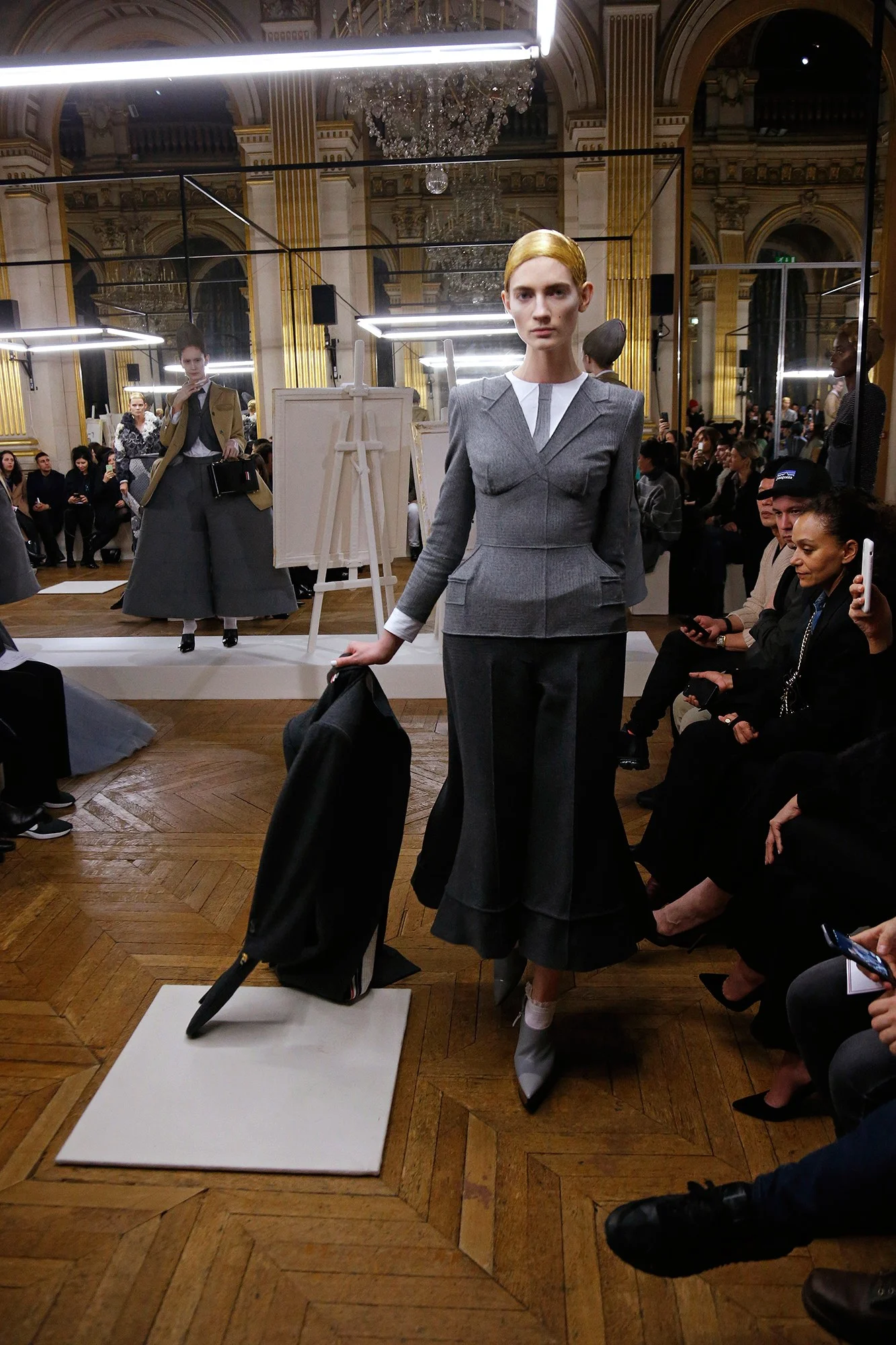 04-thom-browne-fall-2018-ready-to-wear.jpg