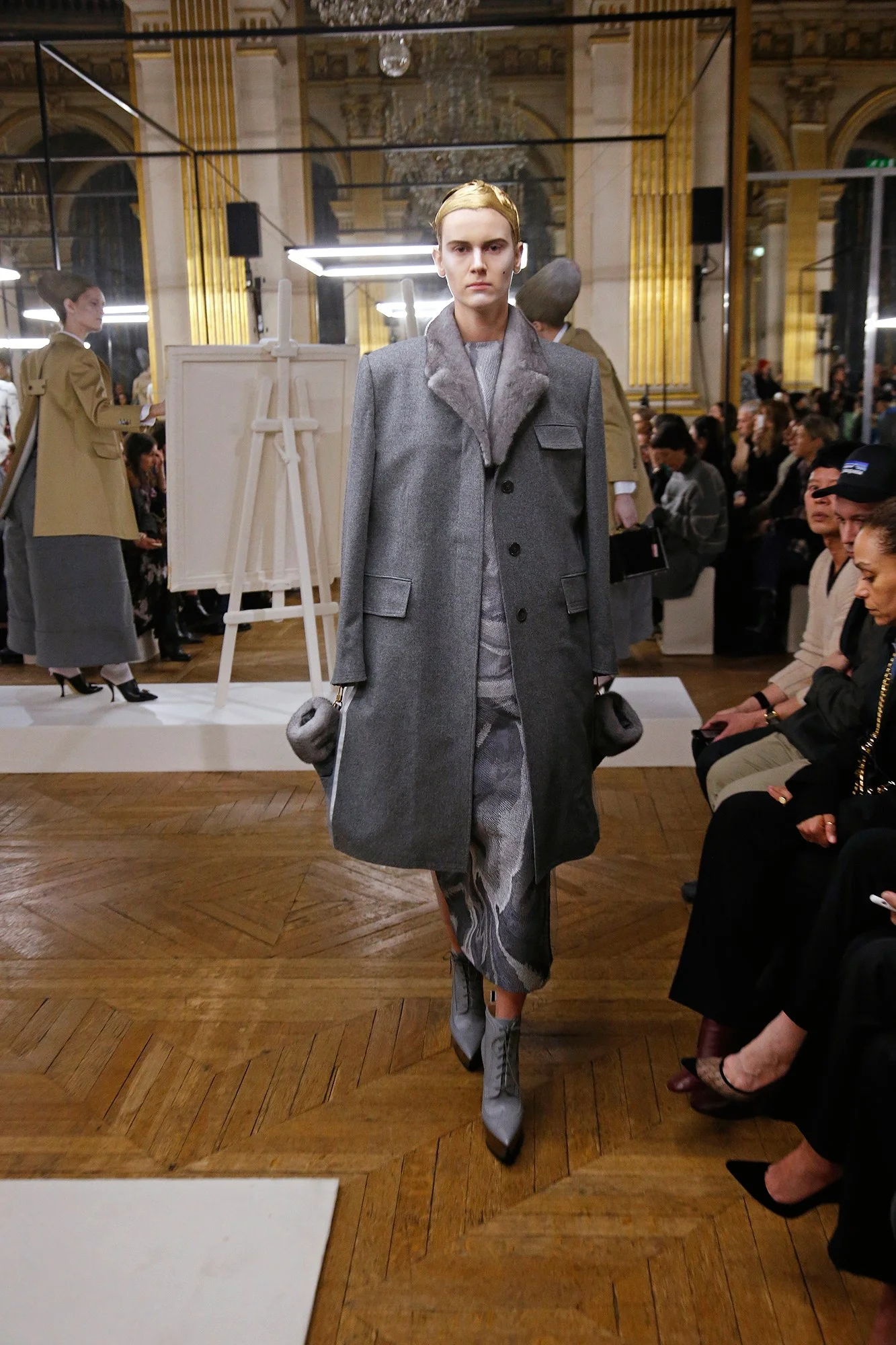 19-thom-browne-fall-2018-ready-to-wear.jpg