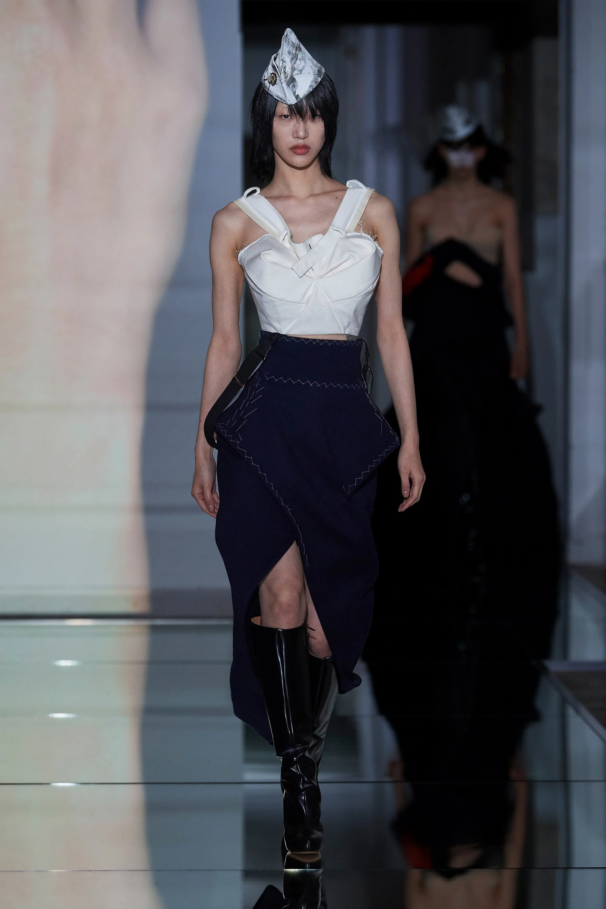 00013-Maison-Margiela-Couture-Fall-19.jpg