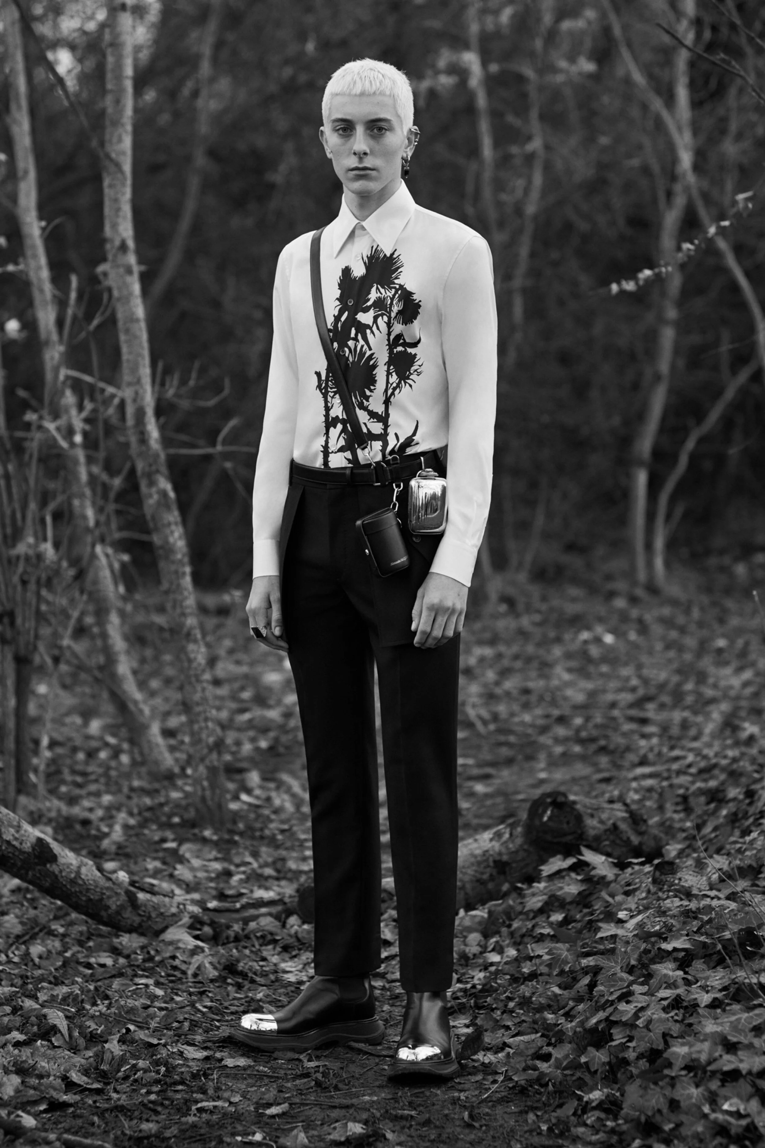 00004-Alexander-McQueen-Menswear-Fall-2020.jpg