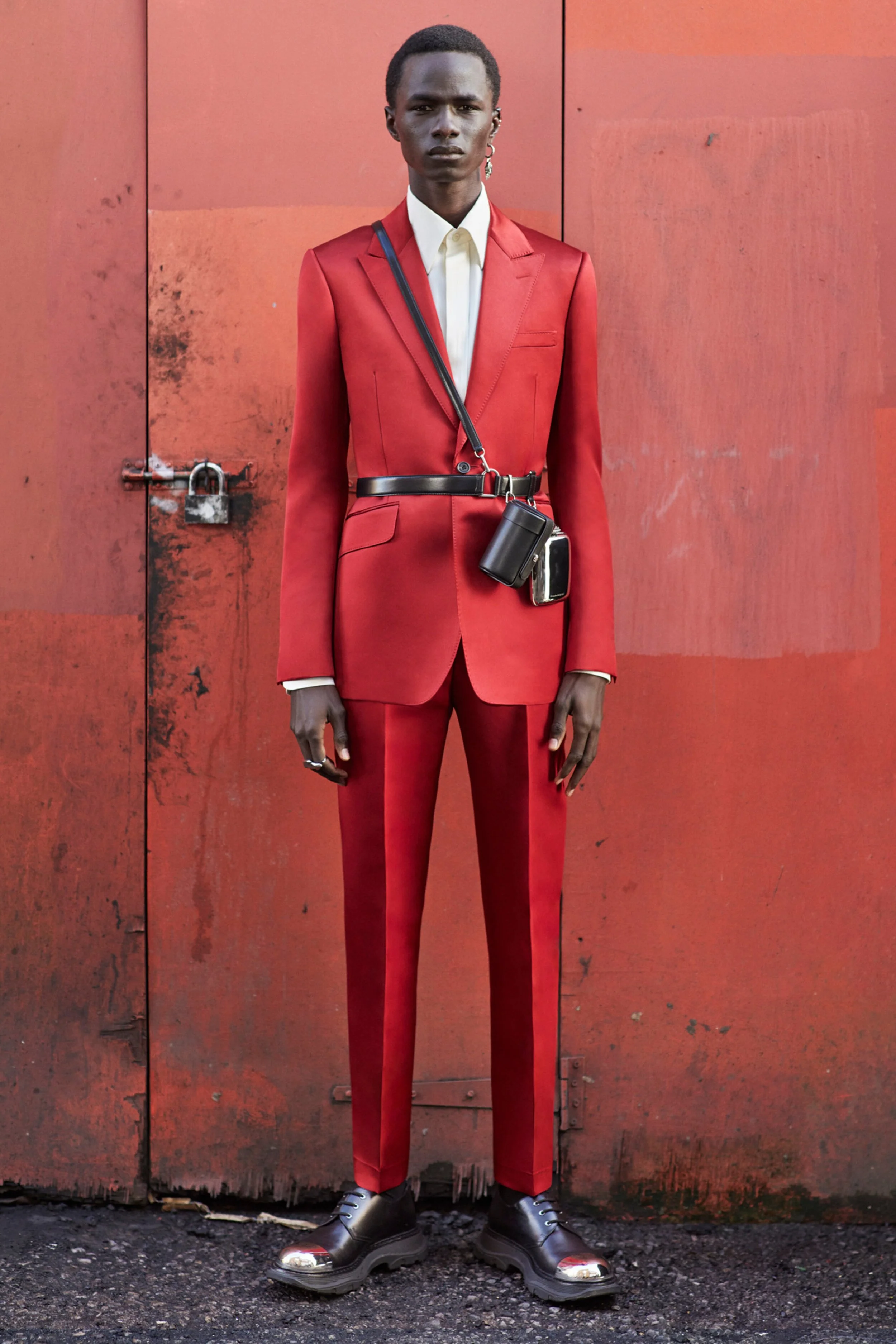 00029-Alexander-McQueen-Menswear-Fall-2020.jpg