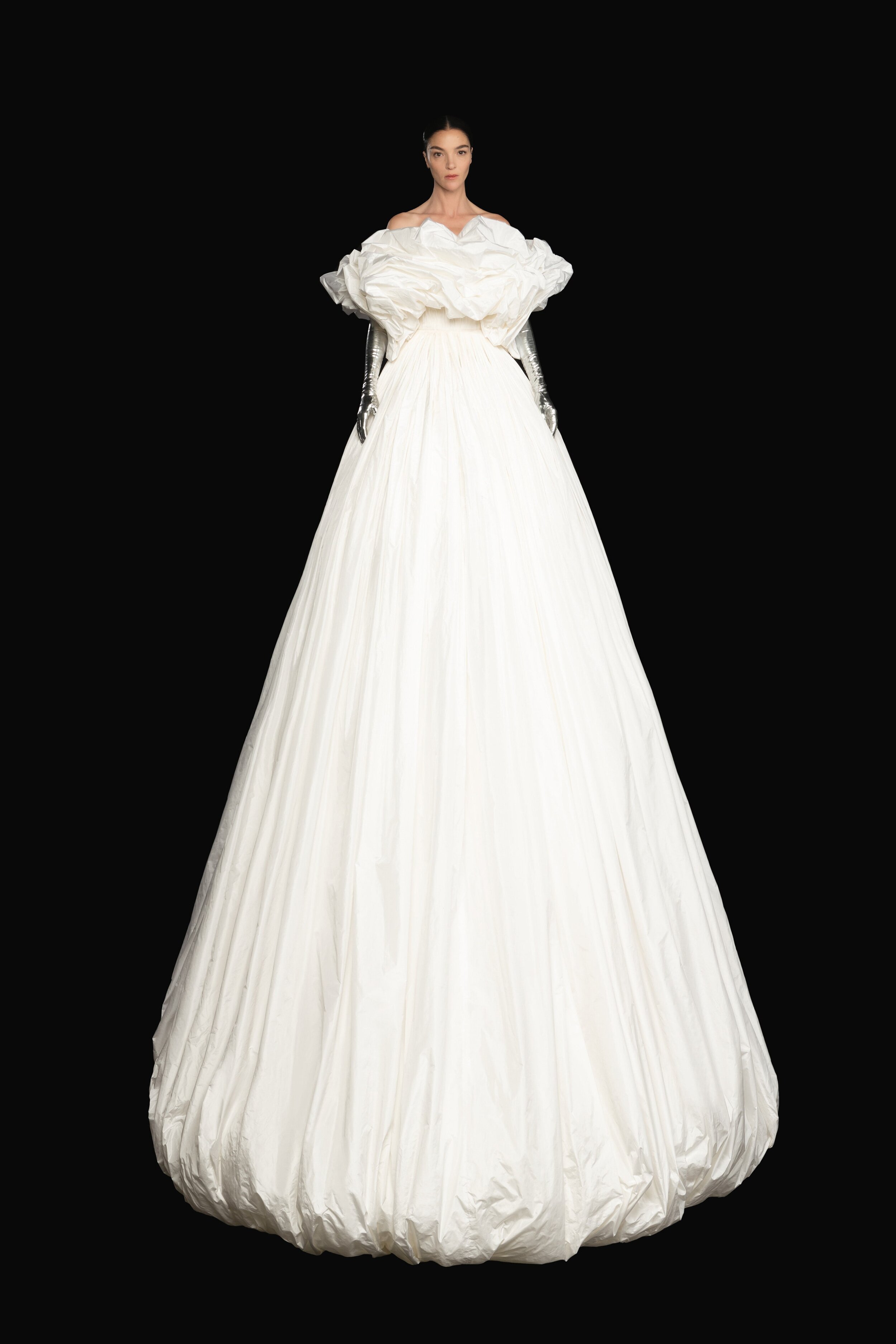 00010-Valentino-Couture-Fall-2020.jpg