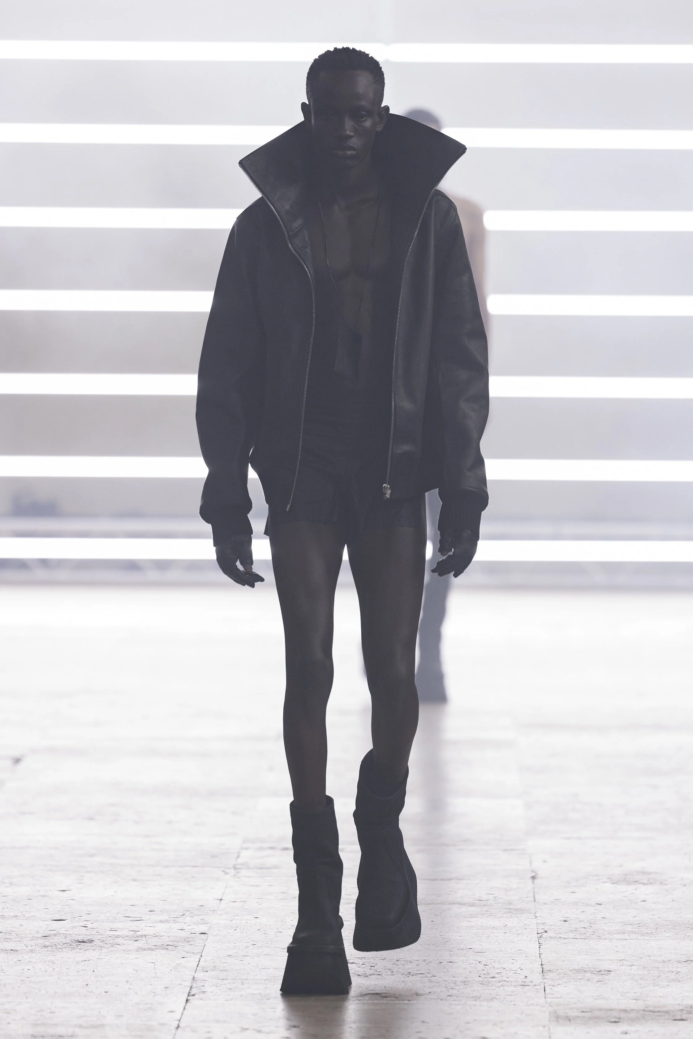 00005-rick-owens-fall-2025-menswear-credit-brand.jpg