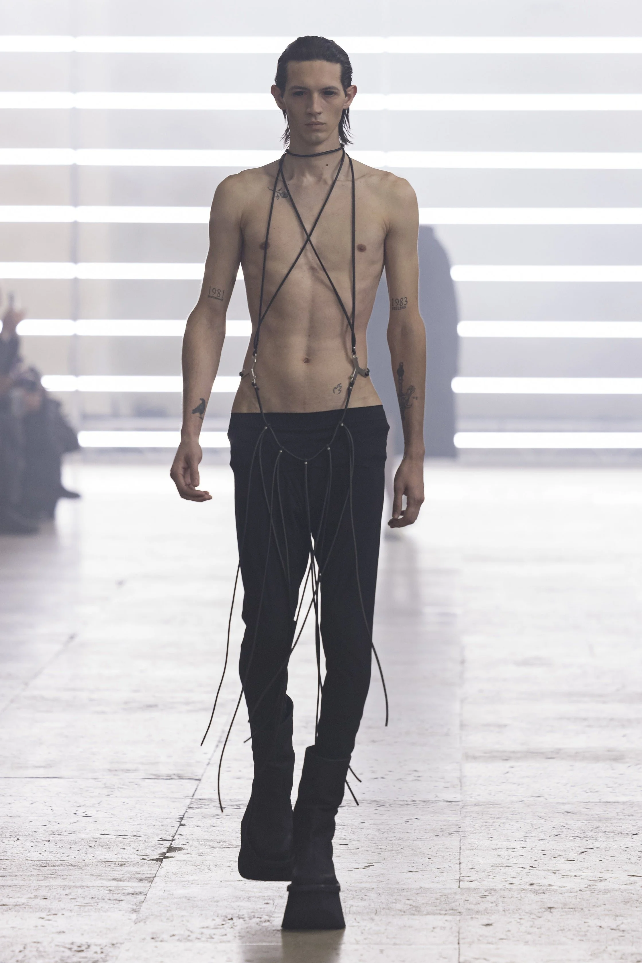 00006-rick-owens-fall-2025-menswear-credit-brand.jpg