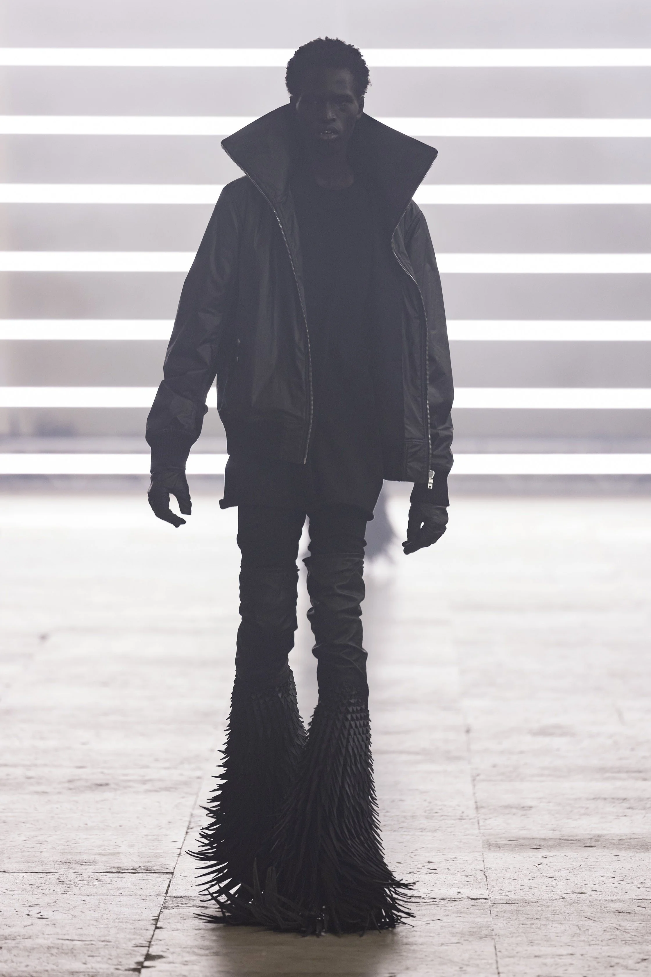 00009-rick-owens-fall-2025-menswear-credit-brand.jpg