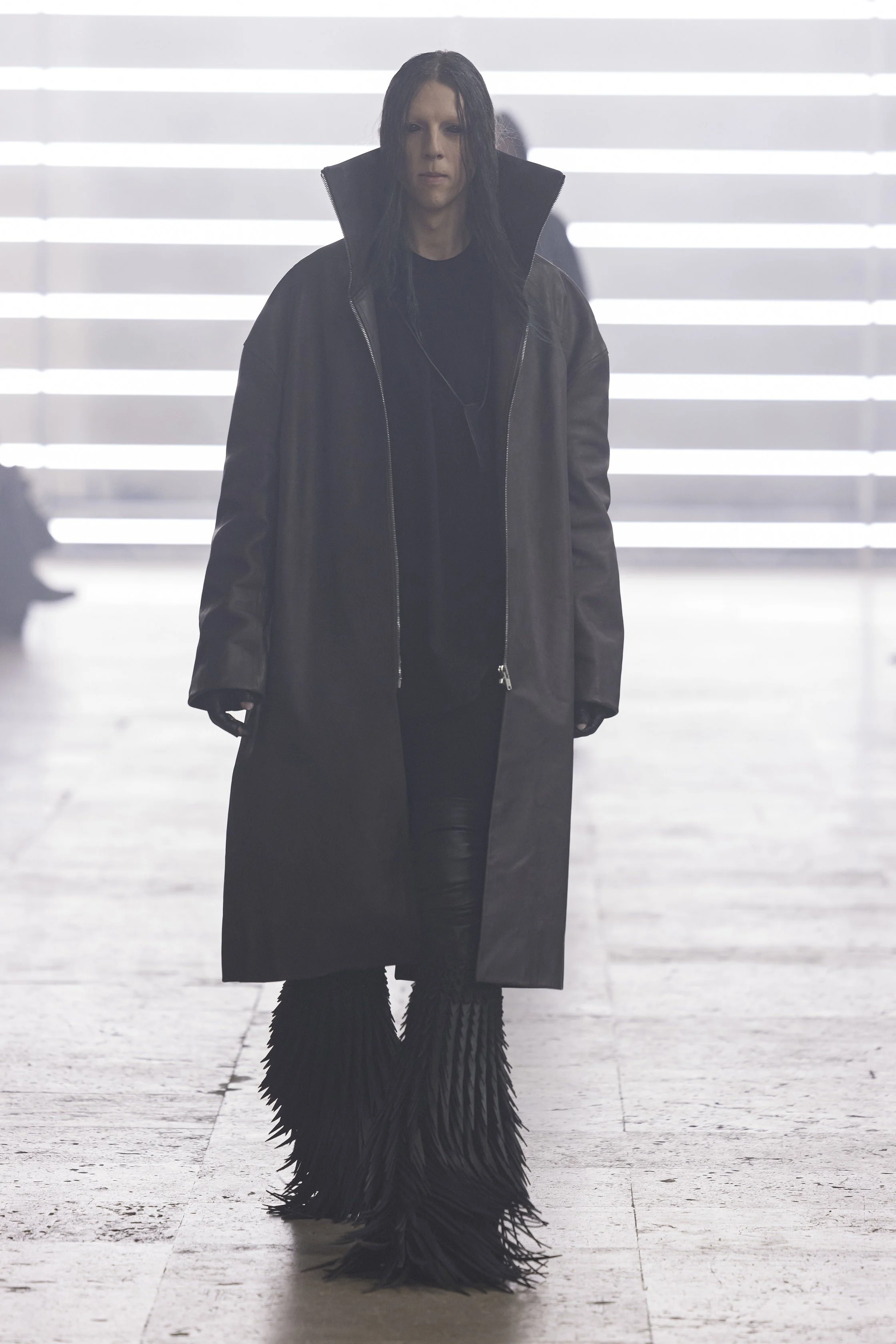 00011-rick-owens-fall-2025-menswear-credit-brand.jpg