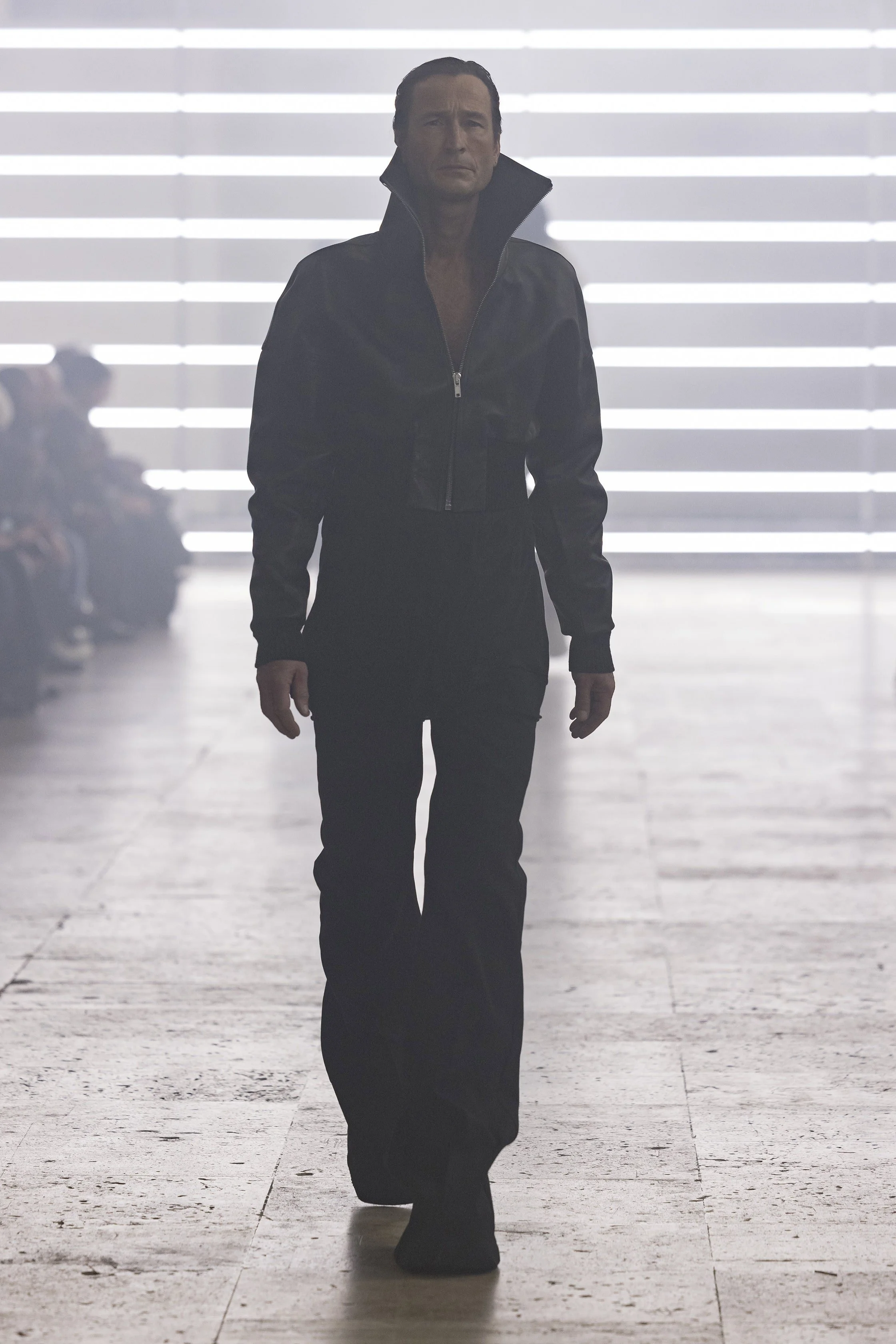 00039-rick-owens-fall-2025-menswear-credit-brand.jpg